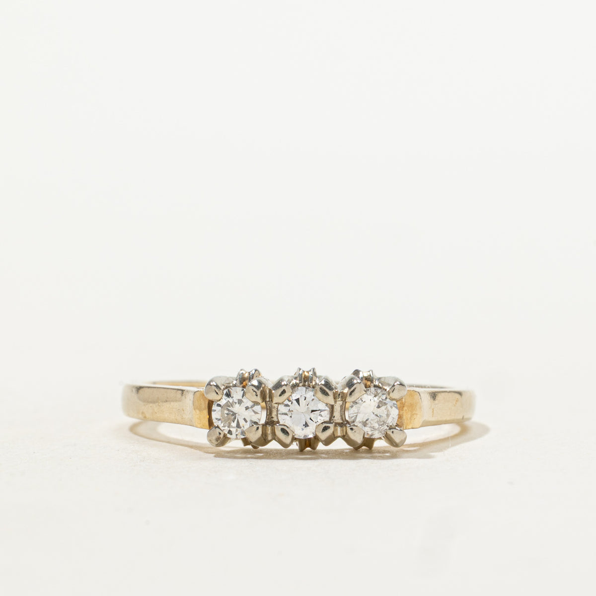 10k Three Stone Diamond Textured Ring | 0.24ctw | SZ 8.25