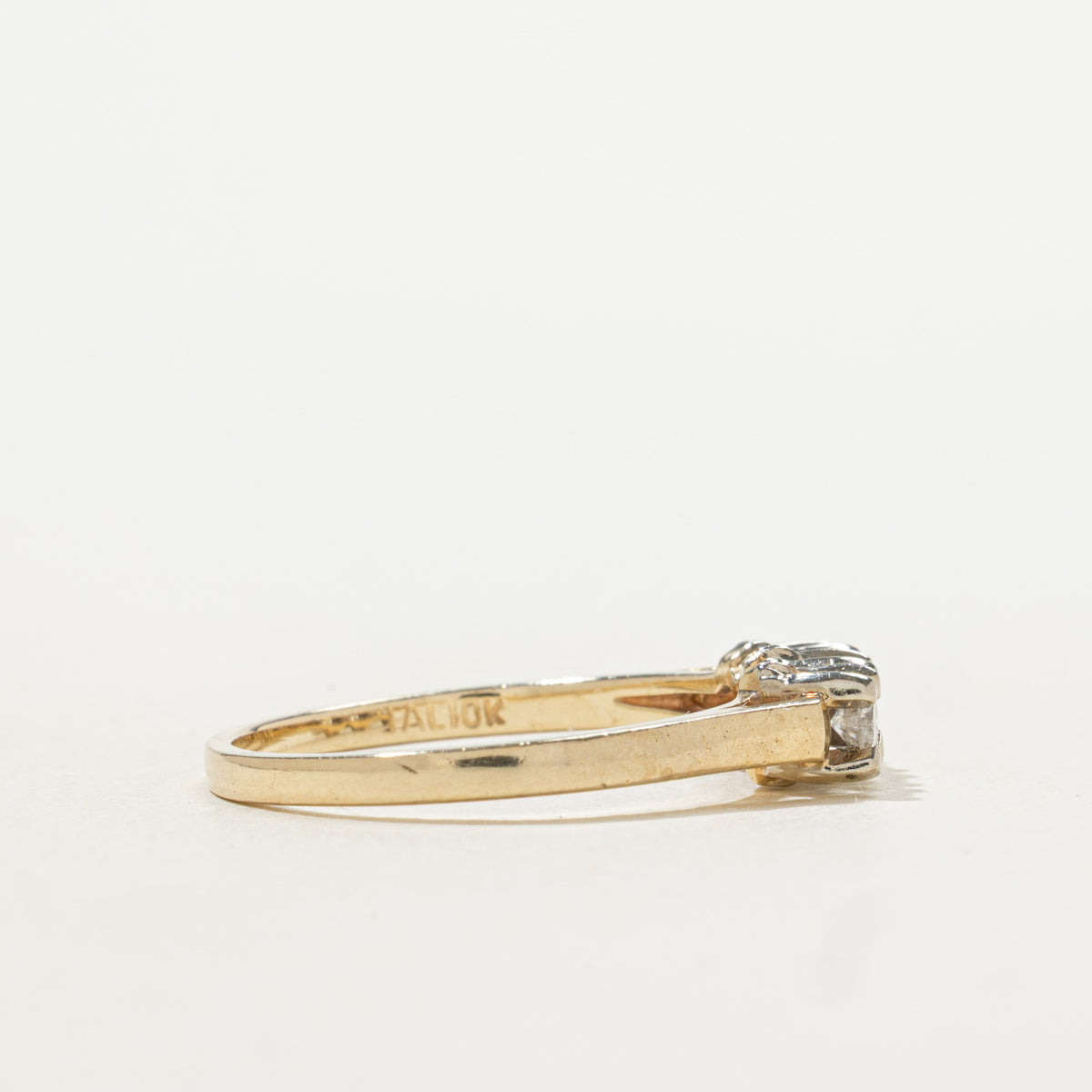 10k Three Stone Diamond Textured Ring | 0.24ctw | SZ 8.25