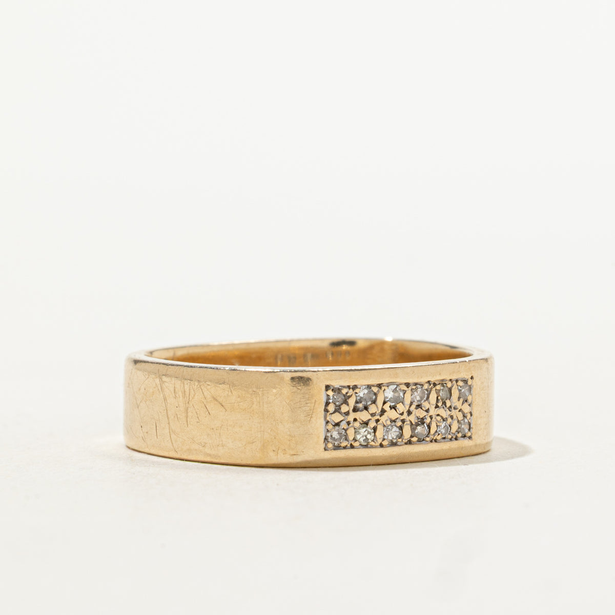 10k Pave Set Diamond Grid Soft-Square Band | 0.06ctw | 5.75mm | SZ 8.25