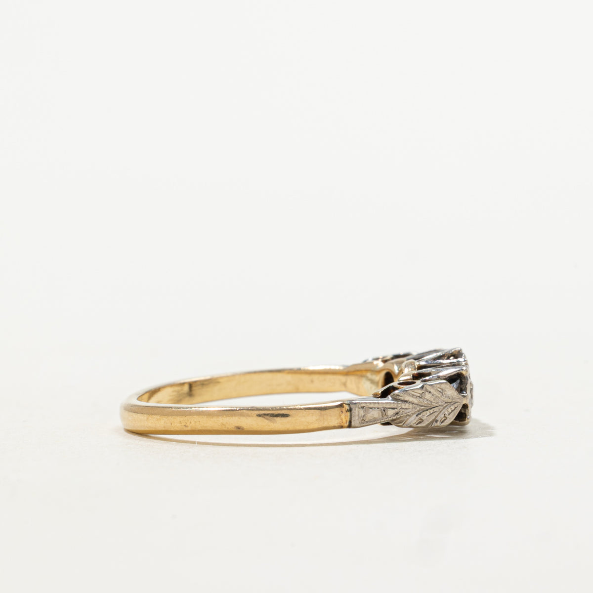 Illusion Set Three Stone Diamond Engraved Floral Ring | 0.11ctw | SZ 6.75