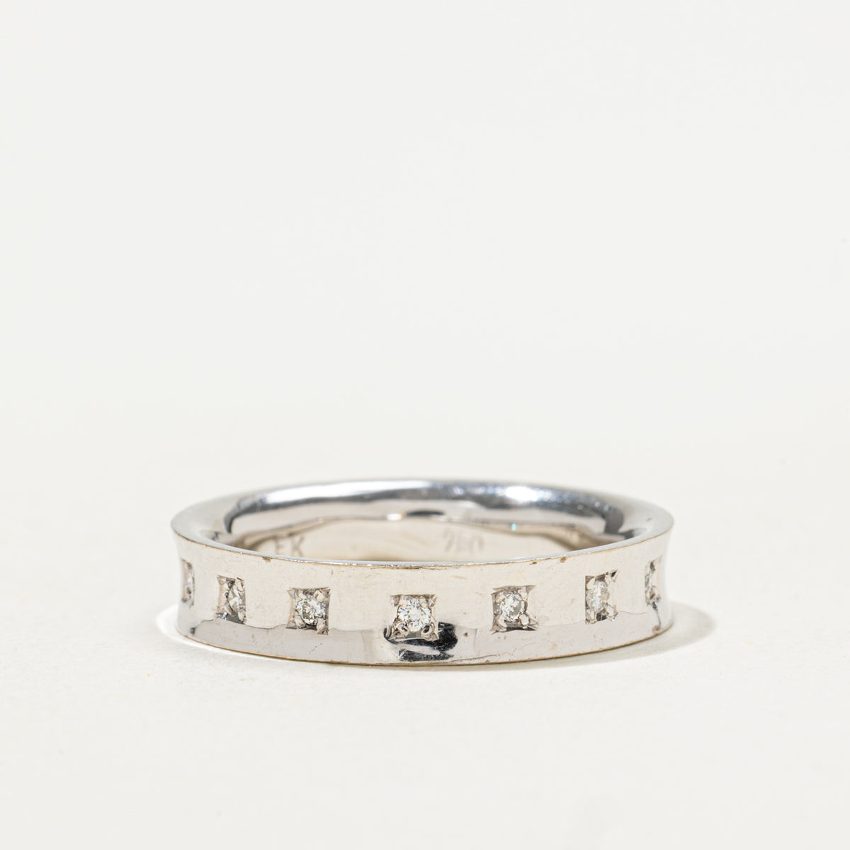 18k Semi Eternity Diamond Grooved Concave Band | 0.03ctw | 4.20mm | SZ 6