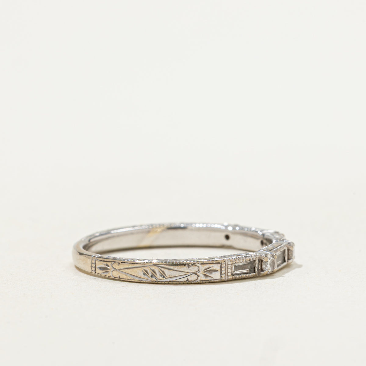 18k Semi Eternity Mixed Cut Diamond Engraved Band | 0.20ctw | 2.30mm | SZ 8