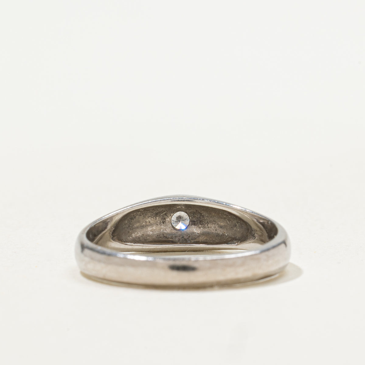 18k Solitaire Diamond Plain Dome Ring | 0.06ct | SZ 5.5
