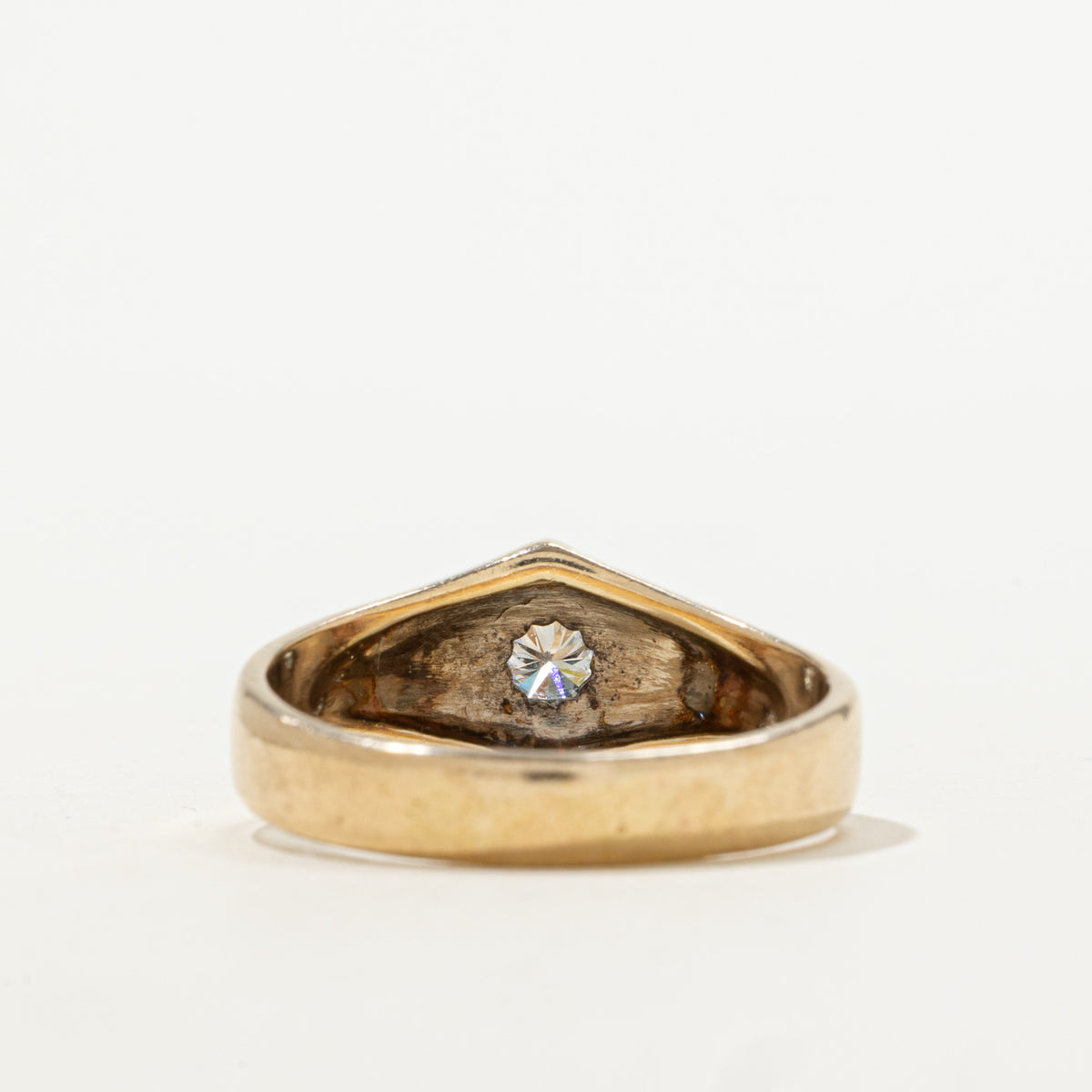 Two Tone Belcher Set Diamond Grooved Ring | 0.25ct | SZ 10.5