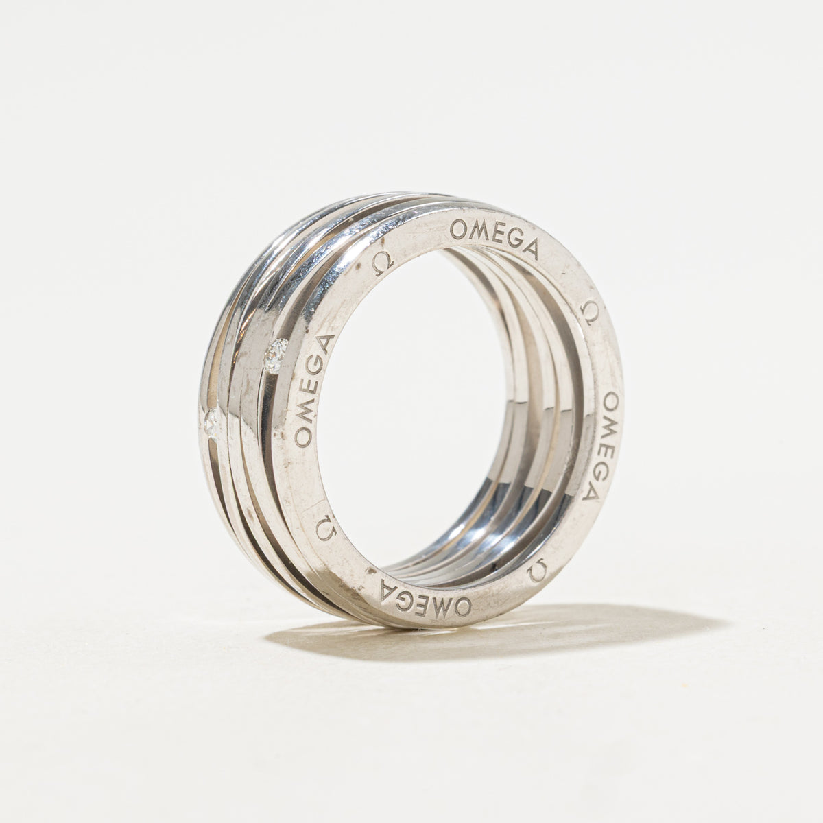 'Omega' Aqua Swing Ring | 0.12ctw | 8.05mm | SZ 6.5
