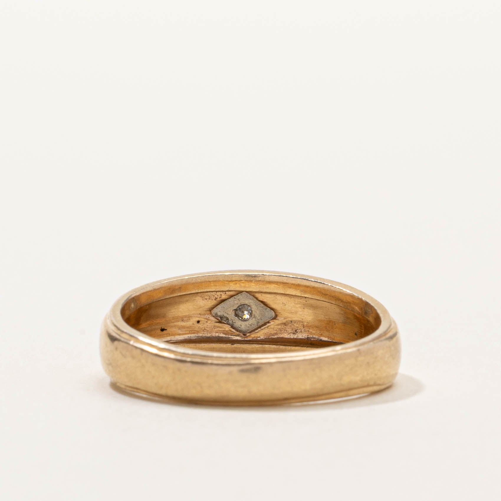 10k Diamond Grooved Dome Ring | SZ 7