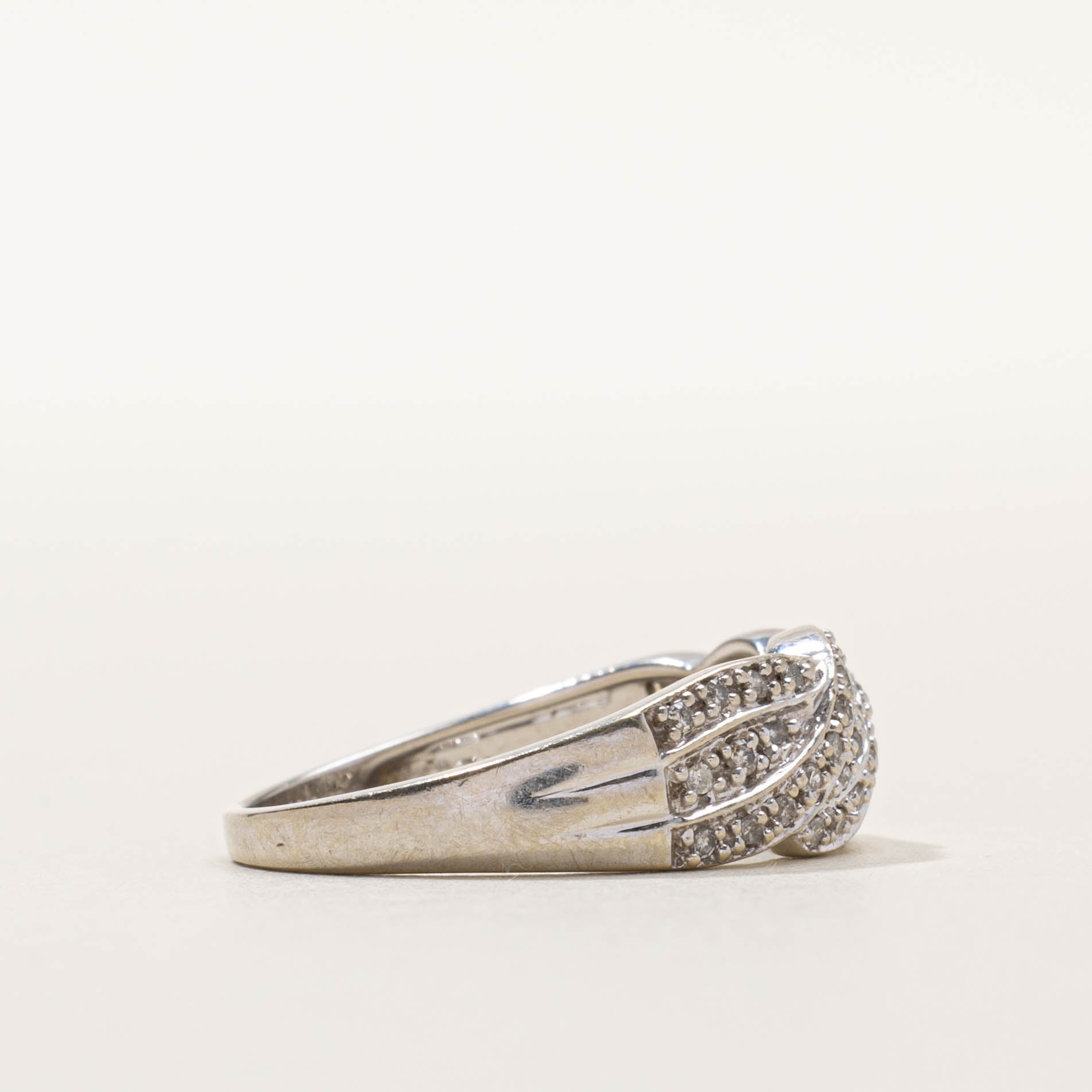 10k Pave Set Diamond Twisted Ring | SZ 7.5