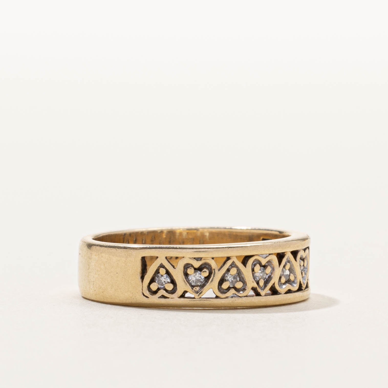 10k Diamond Openwork Heart Band | 8.00mm | SZ 6.5