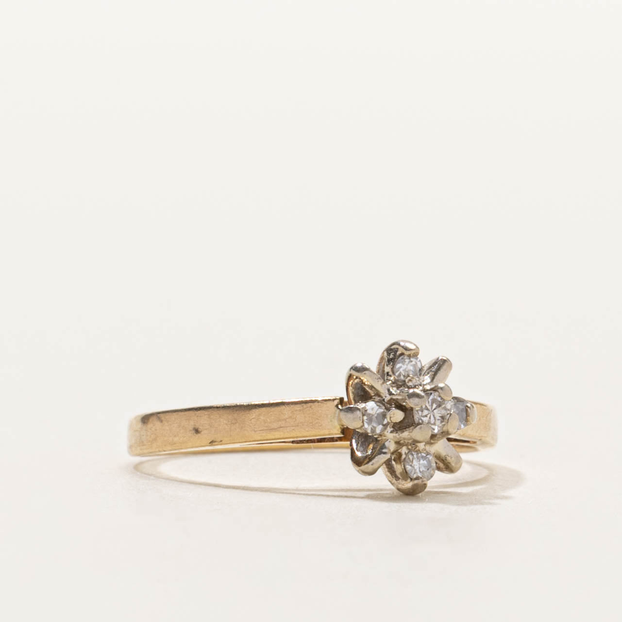 10k Diamond Petal Cluster Ring | SZ 2