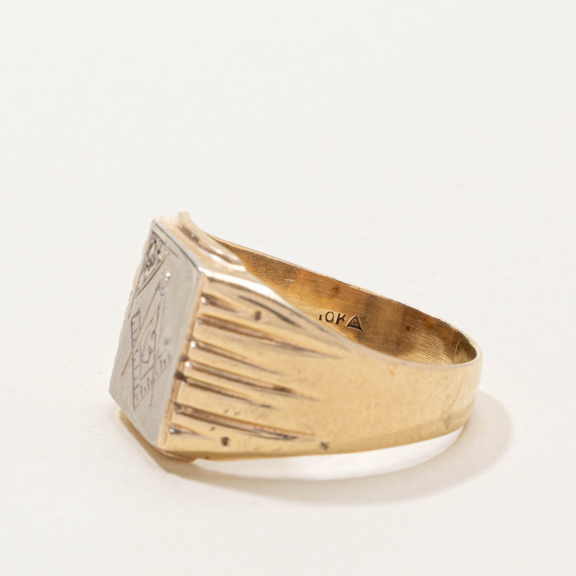 10k Two Tone Diamond Masonic Crest Signet Ring | SZ 10