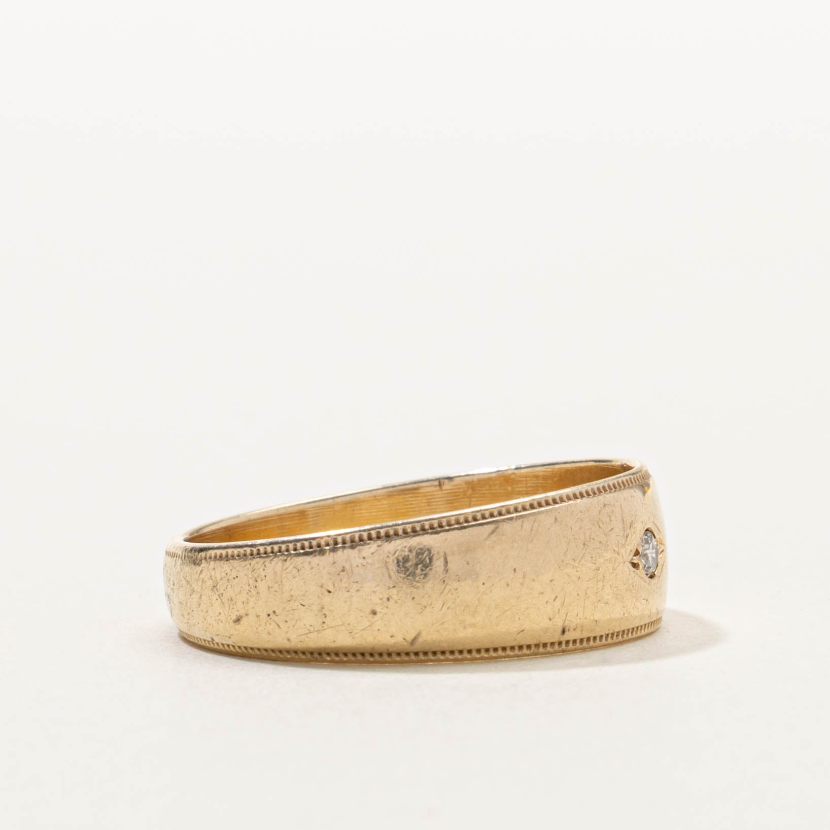 10K Single Stone Diamond Milgrained Band | SZ 9