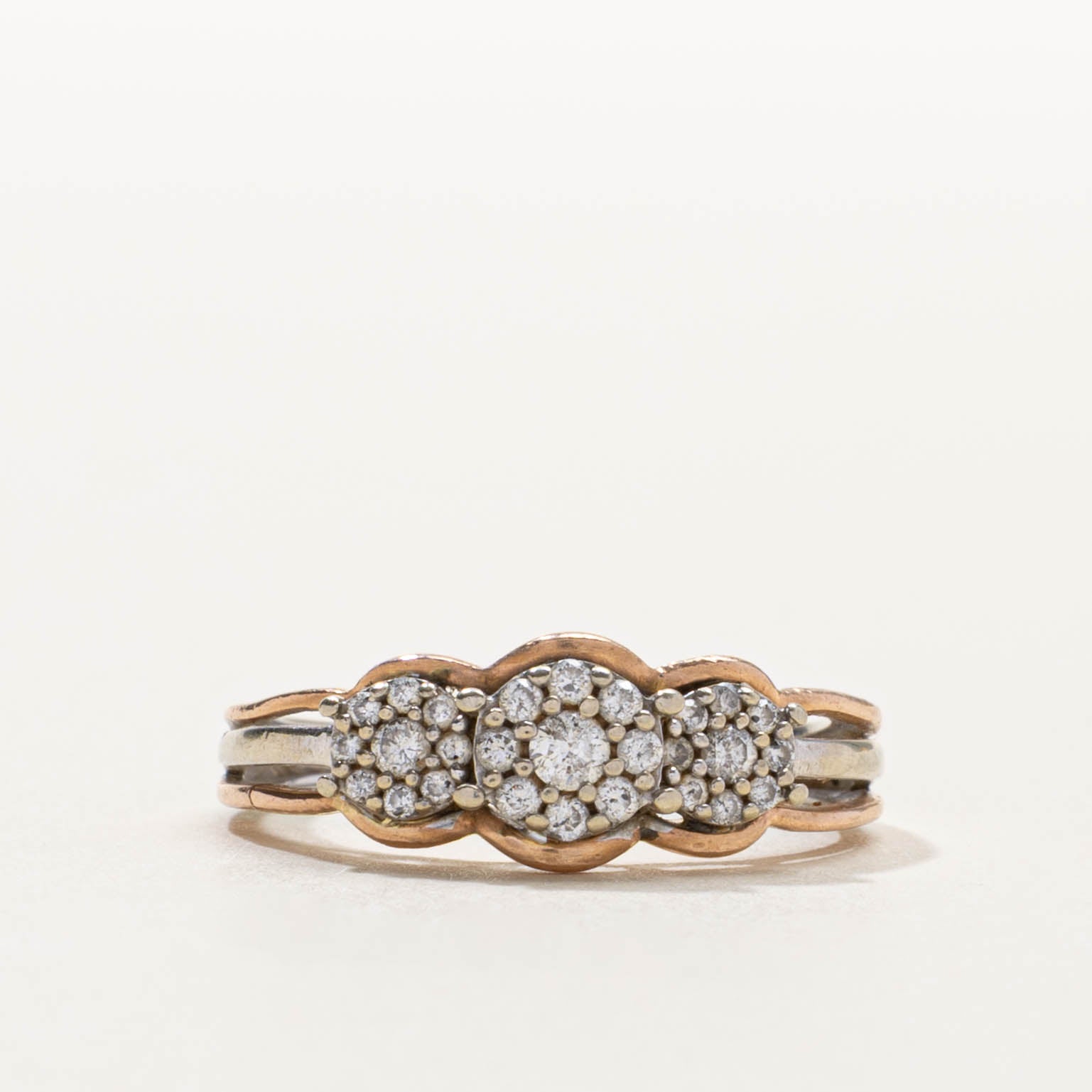 10k Two Tone Diamond Circular Cluster Ring | SZ 5.75
