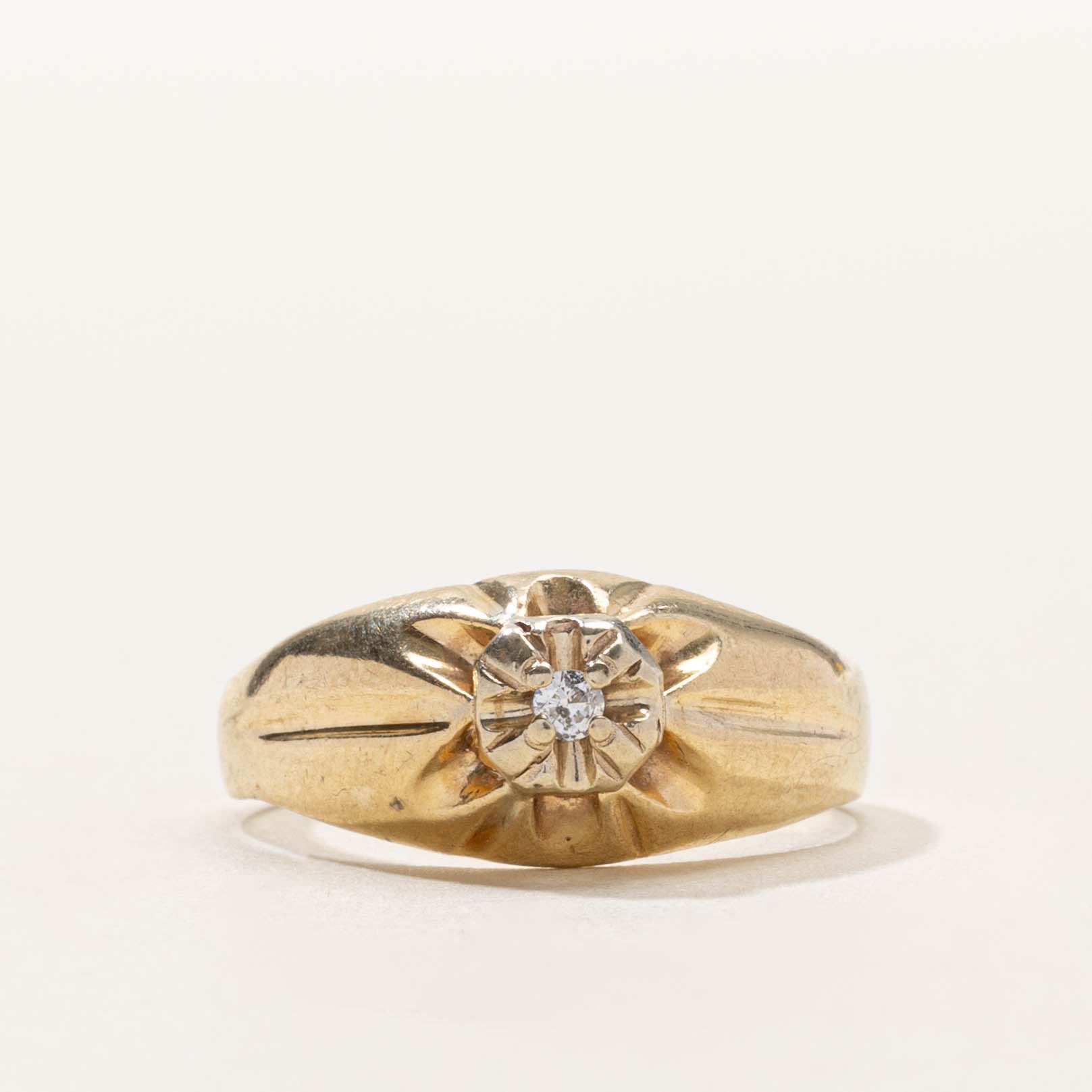 10k Diamond Grooved Dome Ring | SZ 6