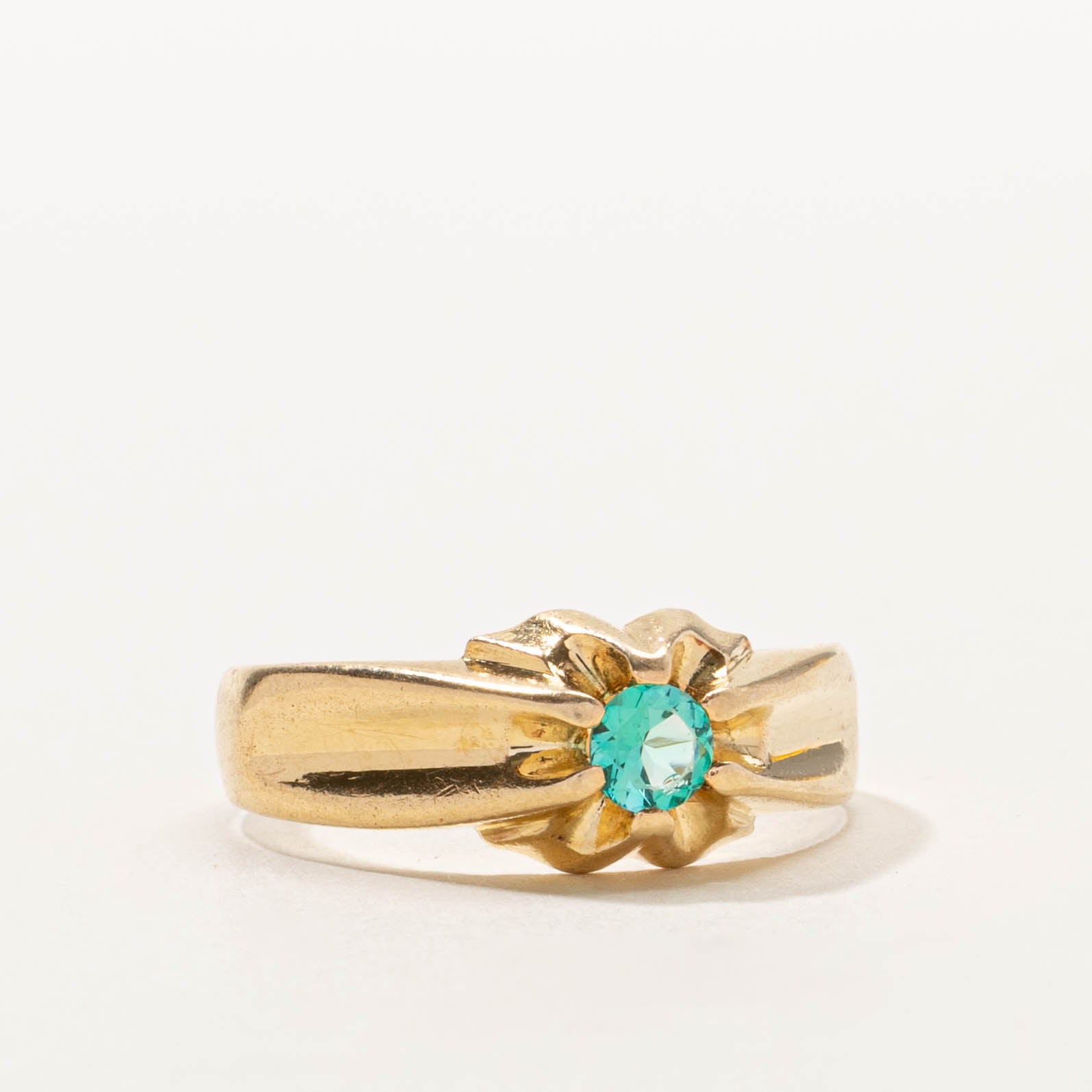18k Belcher Set Synthetic Emerald Ring | 0.30ct | SZ 10.75