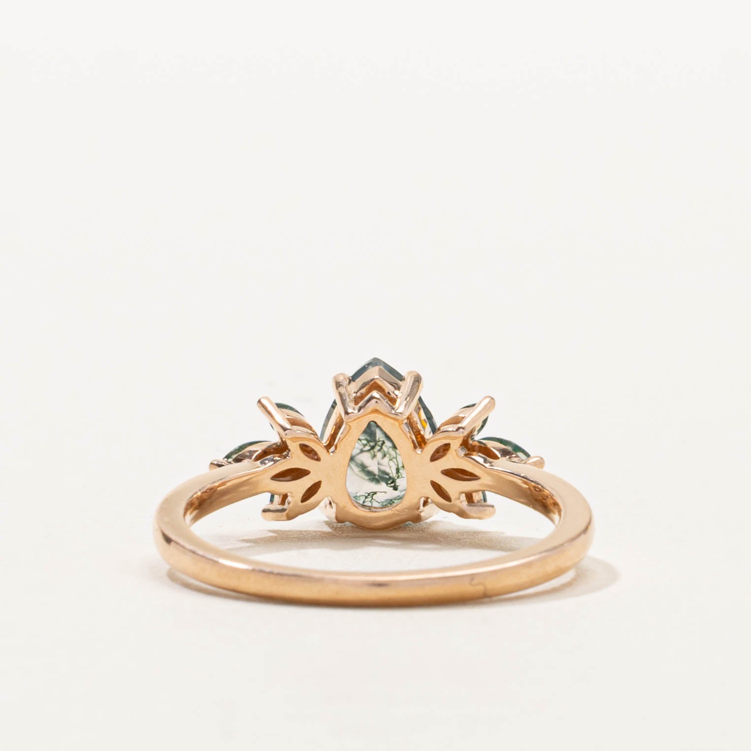 18k Green Agate Petal Ring | 1.00ctw | SZ 7