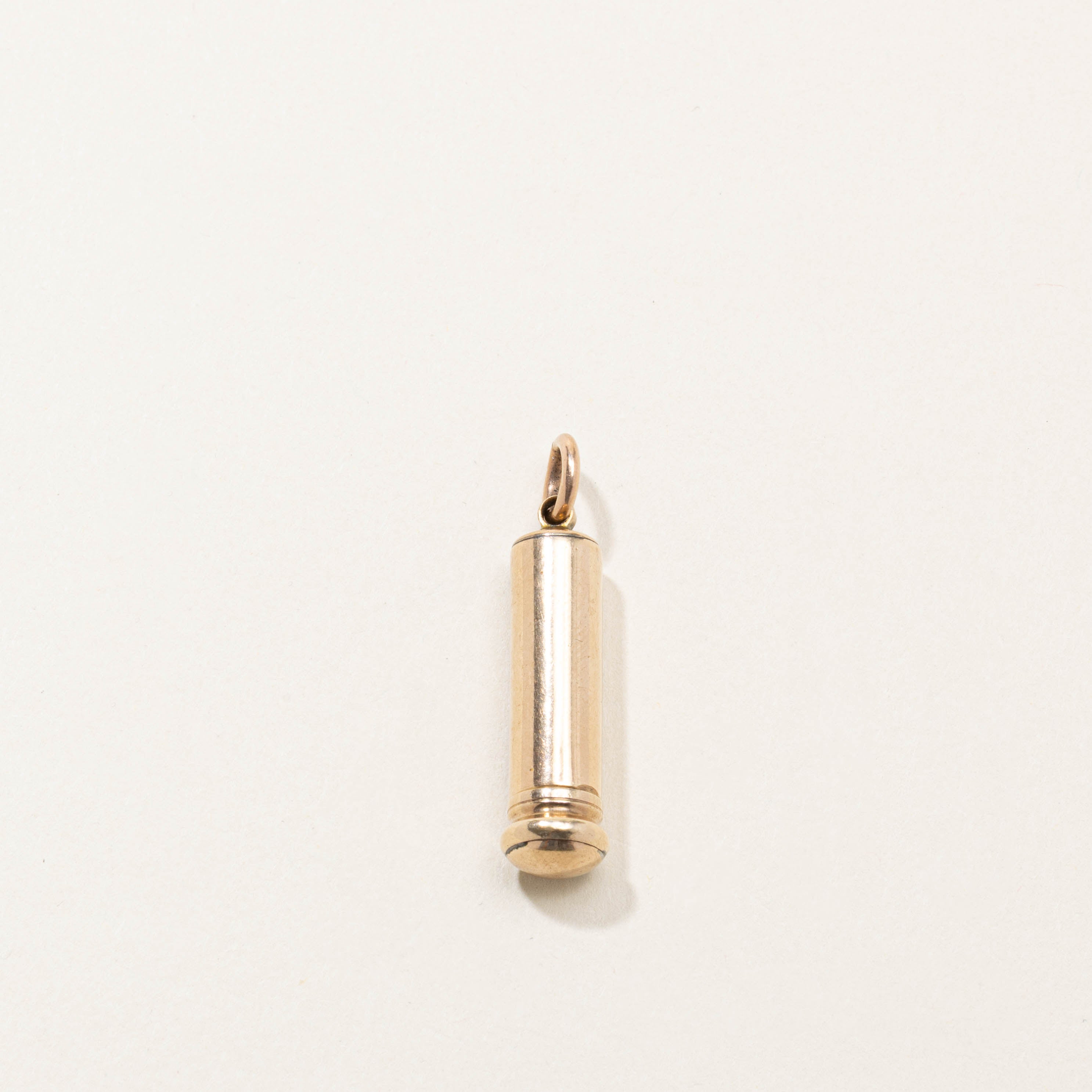 9k Retractable Pencil Pendant