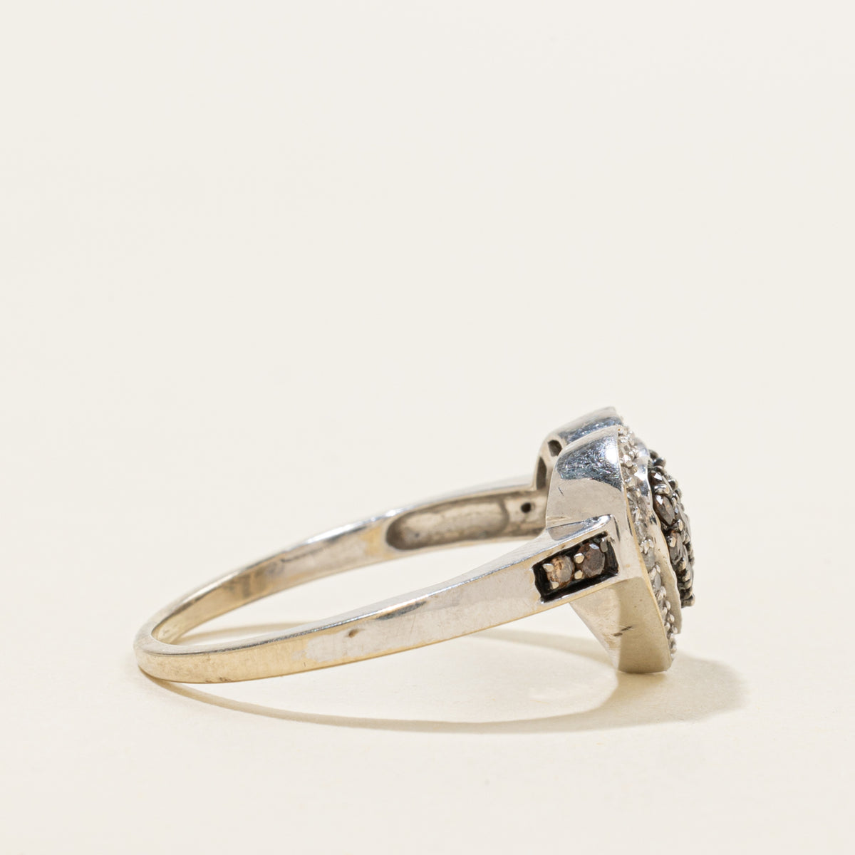 14k Pave Set Diamond Cluster Halo Heart Ring | SZ 8.5
