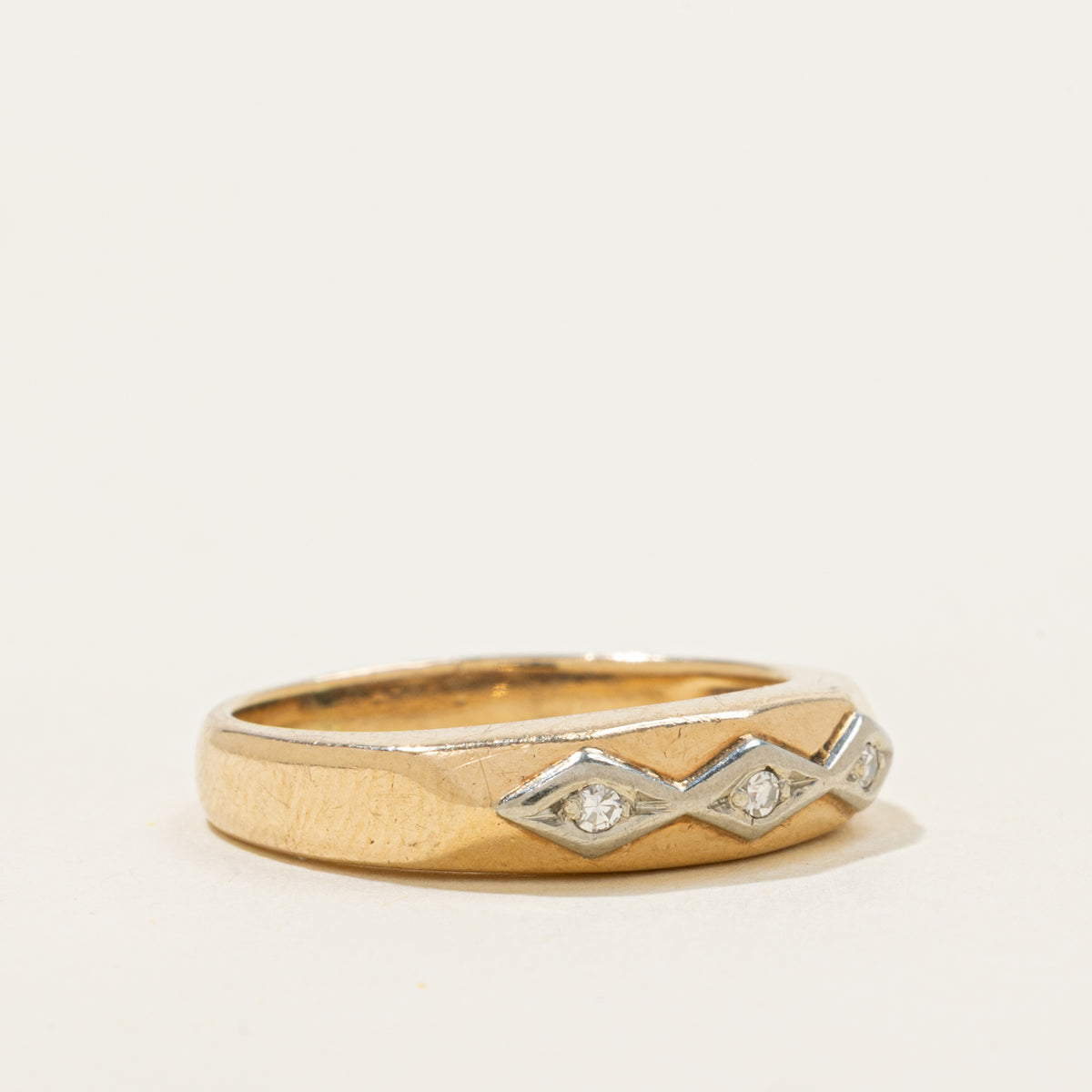 14k Three Stone Diamond Geometric Band | SZ 7.75