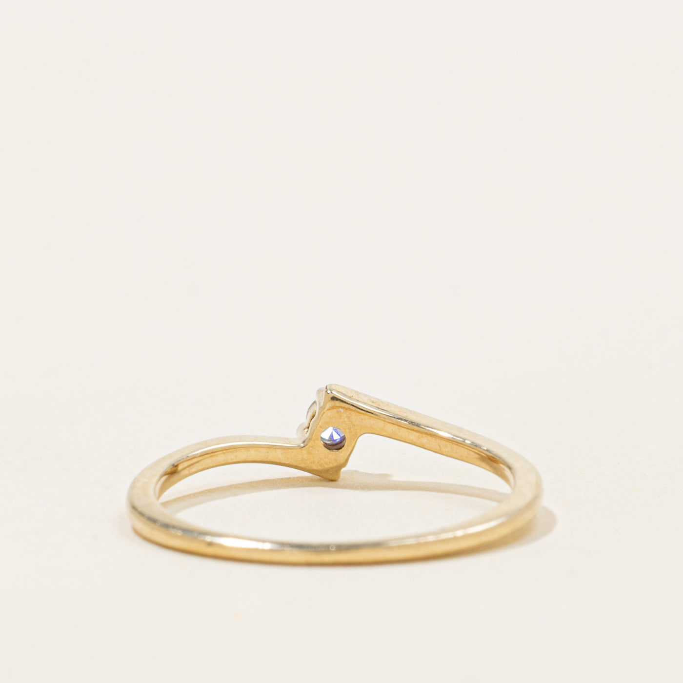 10k Solitaire Diamond Petite Bypass Ring | SZ 6.5
