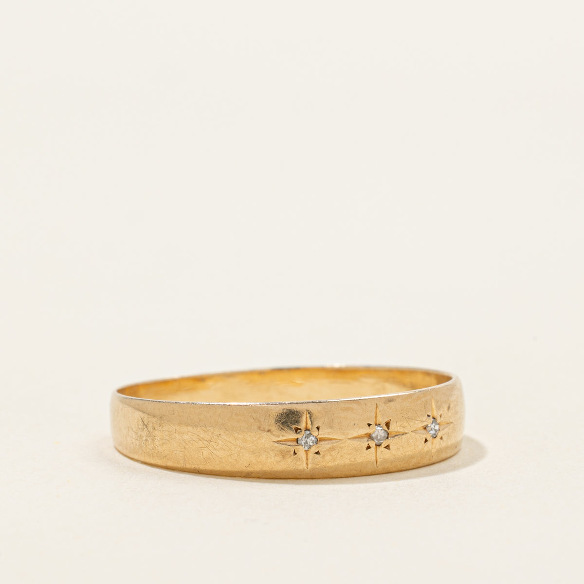 10k Star Set Three Stone Diamond Band | 4.61mm | SZ 9.5