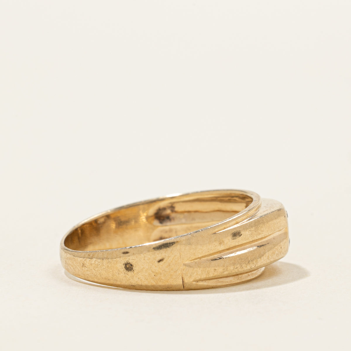 10k Diamond Cluster Grooved Band | SZ 9