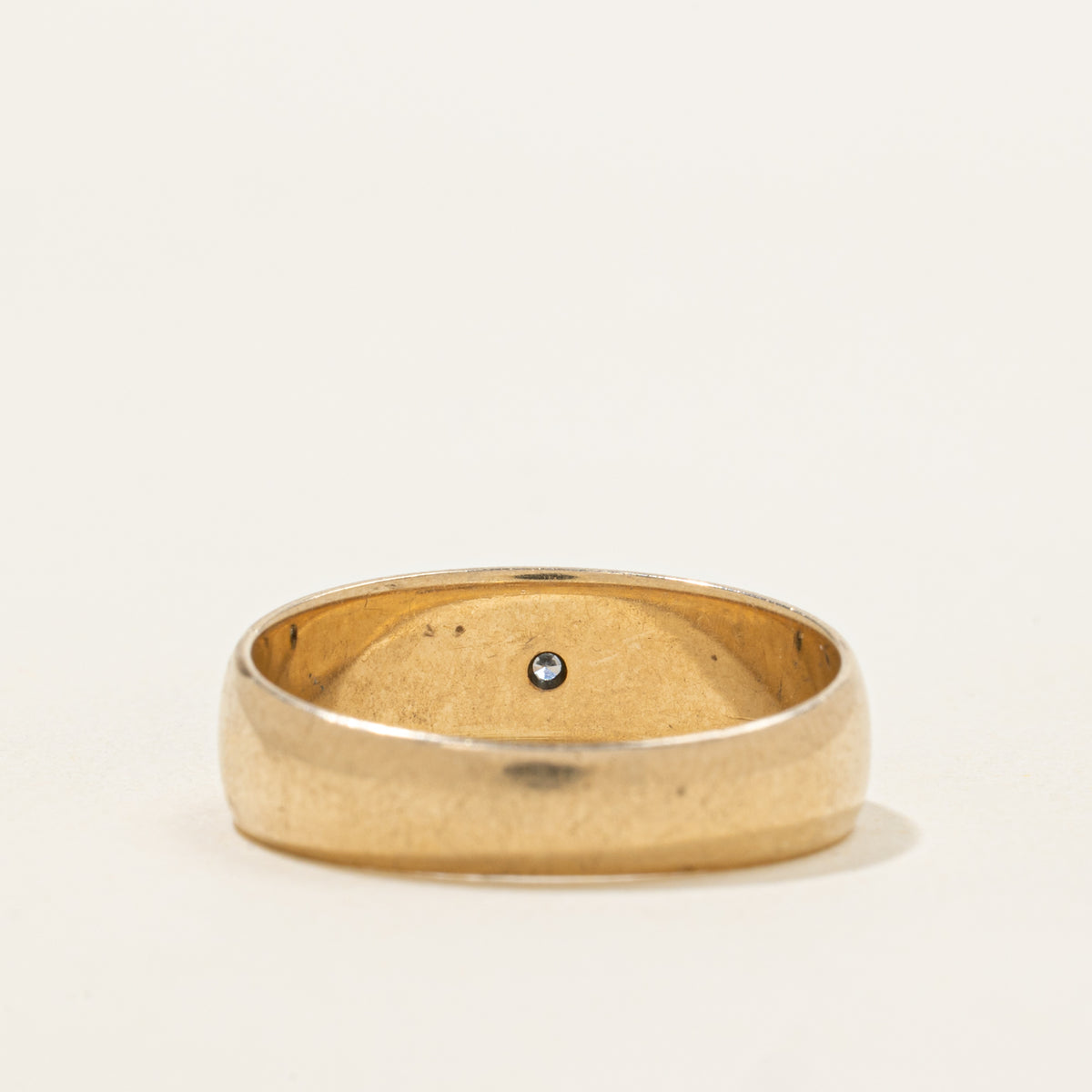 10k Star Set Diamond Engraved Band | 6.95mm | SZ 9.75