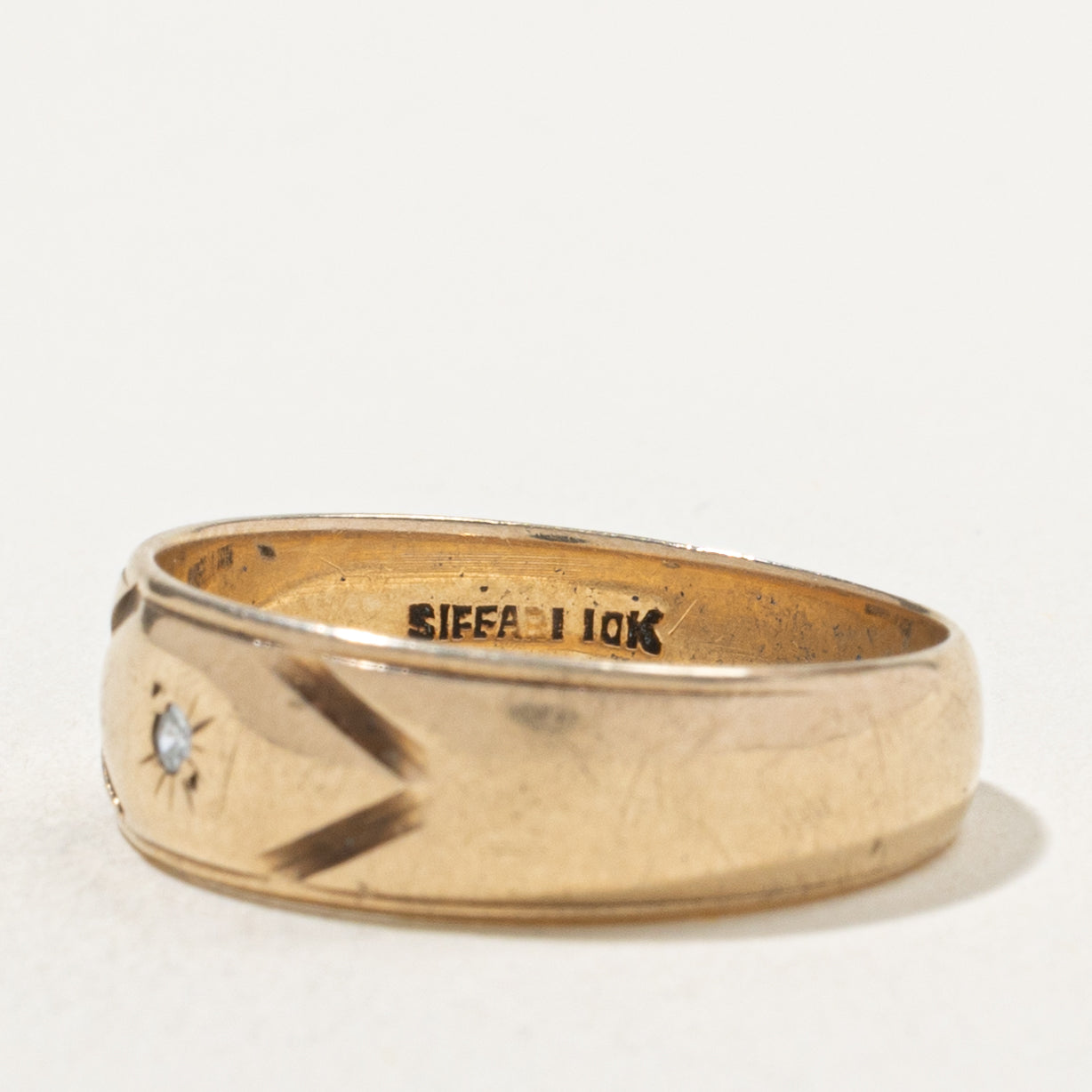 10k Star Set Diamond Engraved Band | 6.95mm | SZ 9.75
