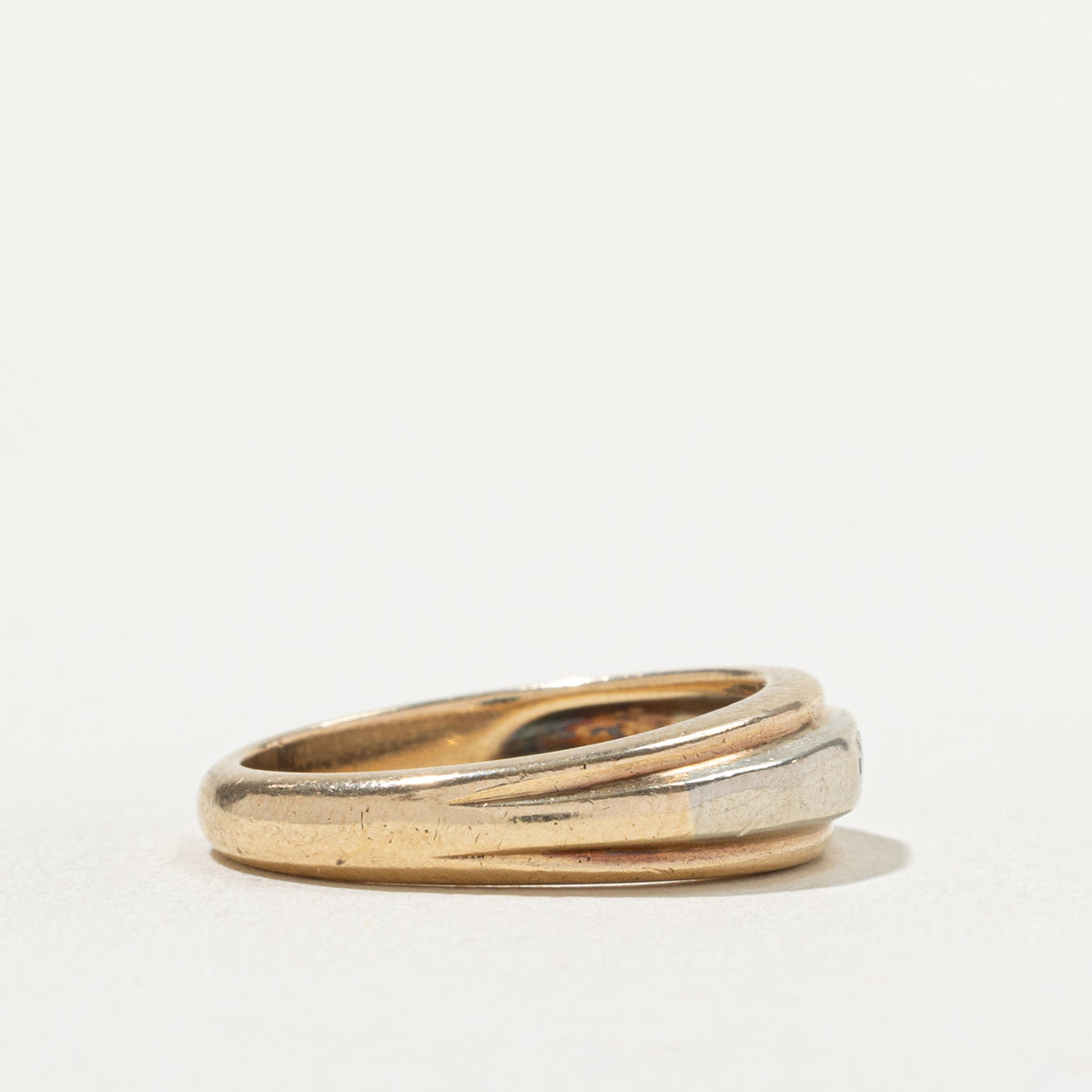 'Orange Blossom' Two Tone Two Stone Diamond Grooved Band | SZ 9.5