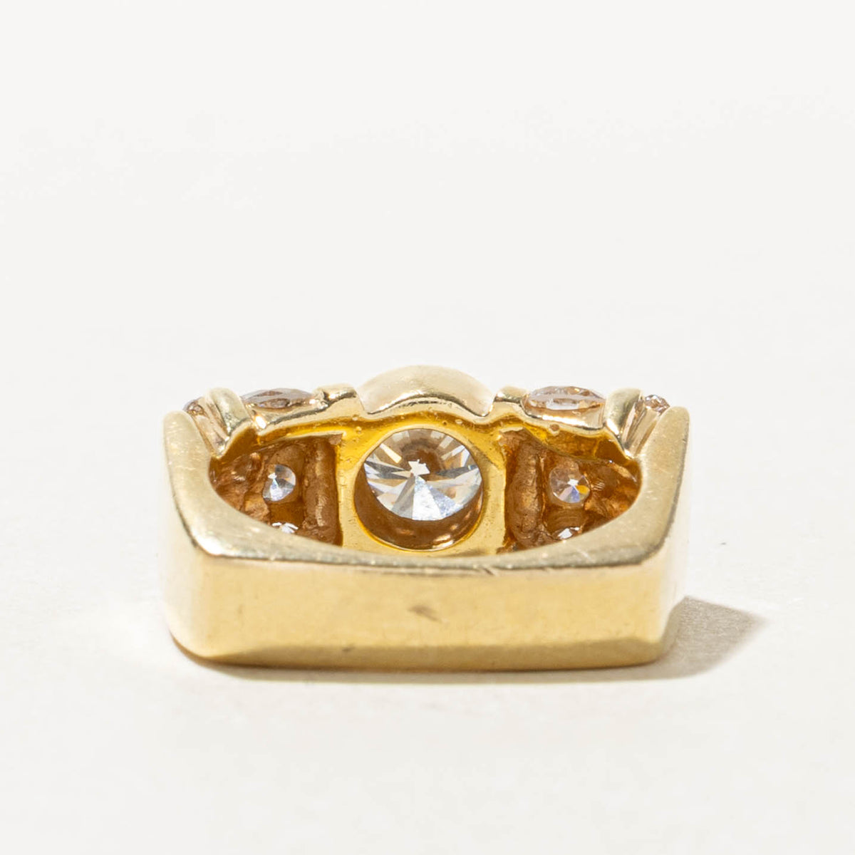 18k Bezel Set Diamond Channel Set Multi Row Accented Ring | 0.70ct VS1/VS2 H, 1.28ctw | SZ 4