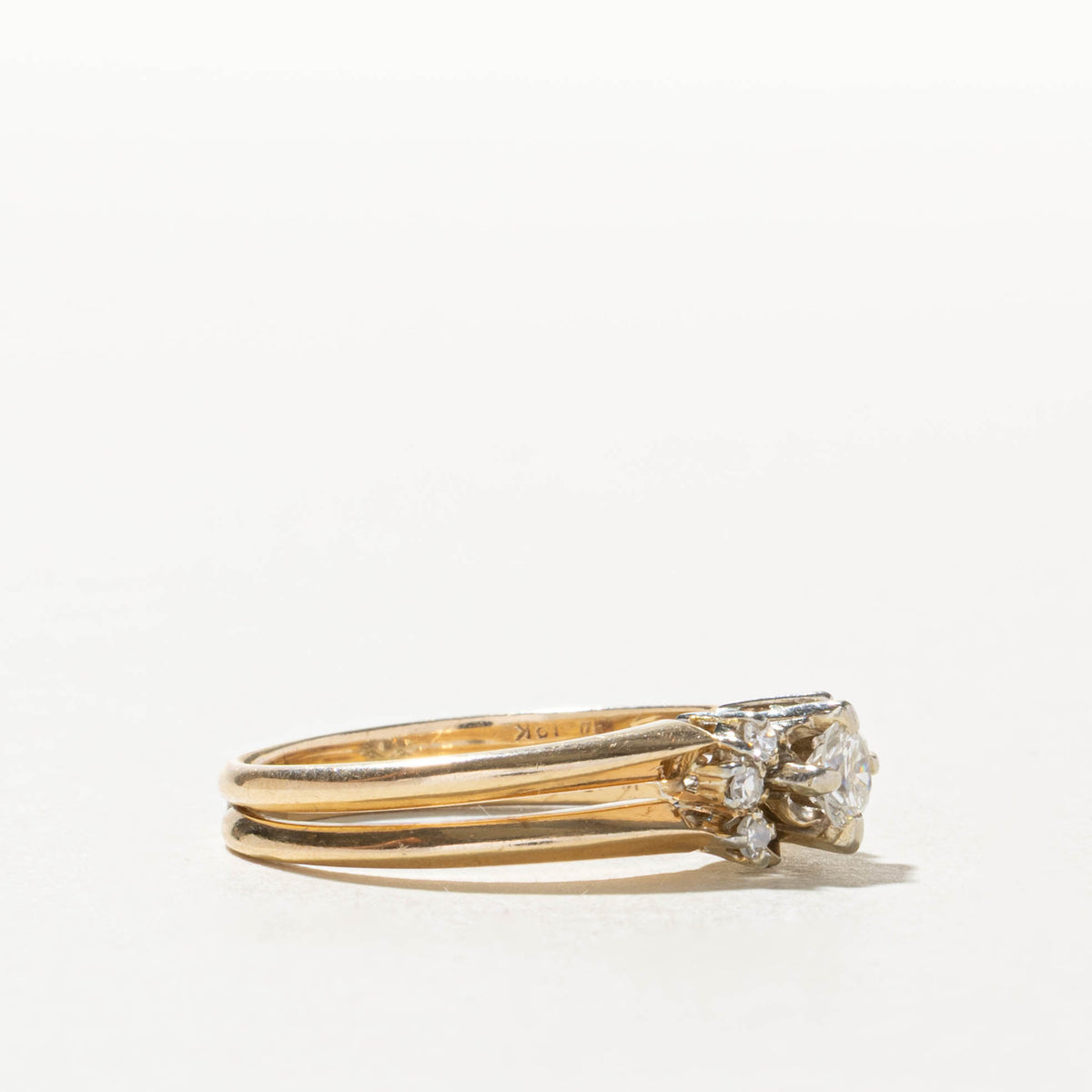 Diamond Cluster Accented Soldered Wedding Ring Set | 0.26ct VS2 I/J, 0.11ctw | SZ 7.5
