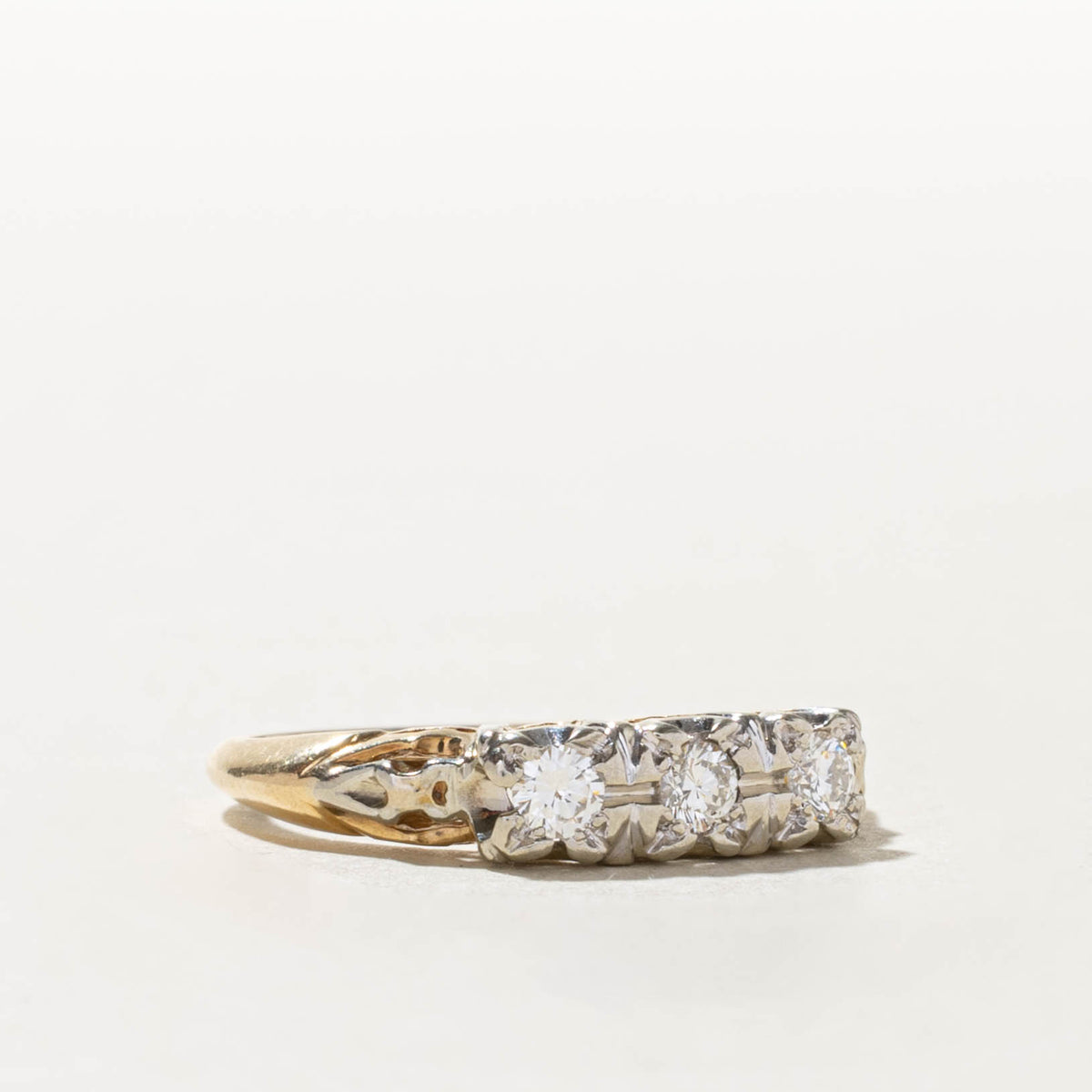 14k Two Tone Illusion Set Three Stone Diamond Ring | 0.22ctw | SZ 5.25