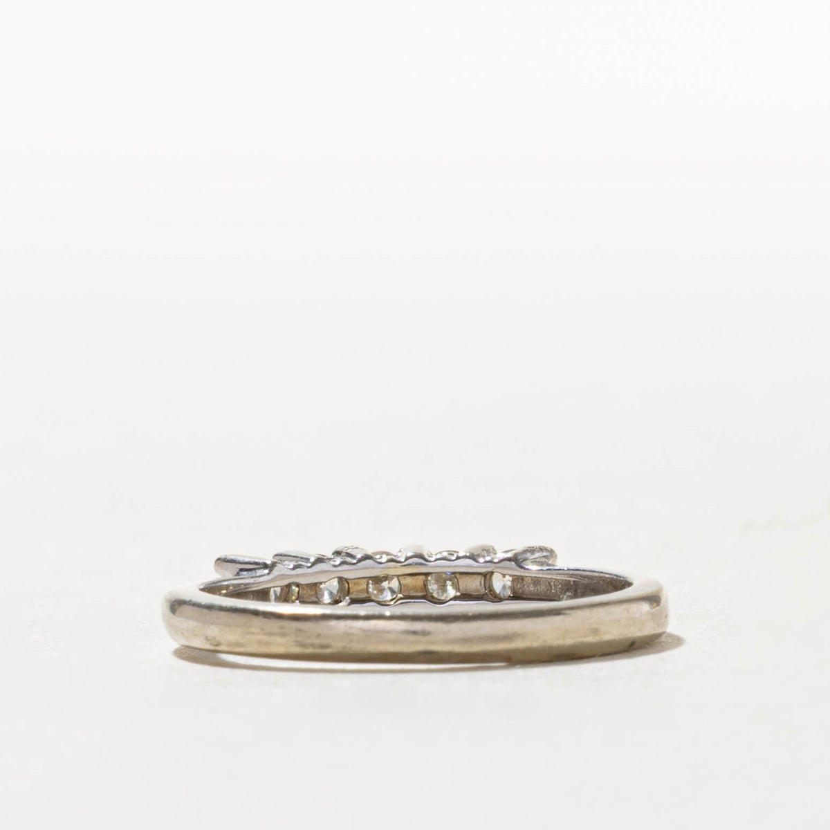 14k Five Stone Diamond Band | 0.25ctw | 2.90mm | SZ 6.25