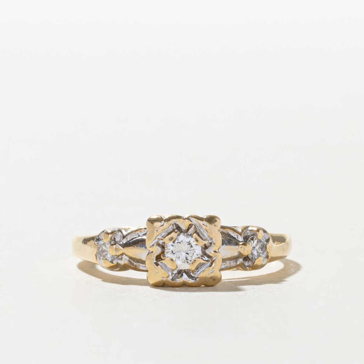 14k Illusion Set Diamond Accented Textured Ring | 0.21ctw | SZ 7