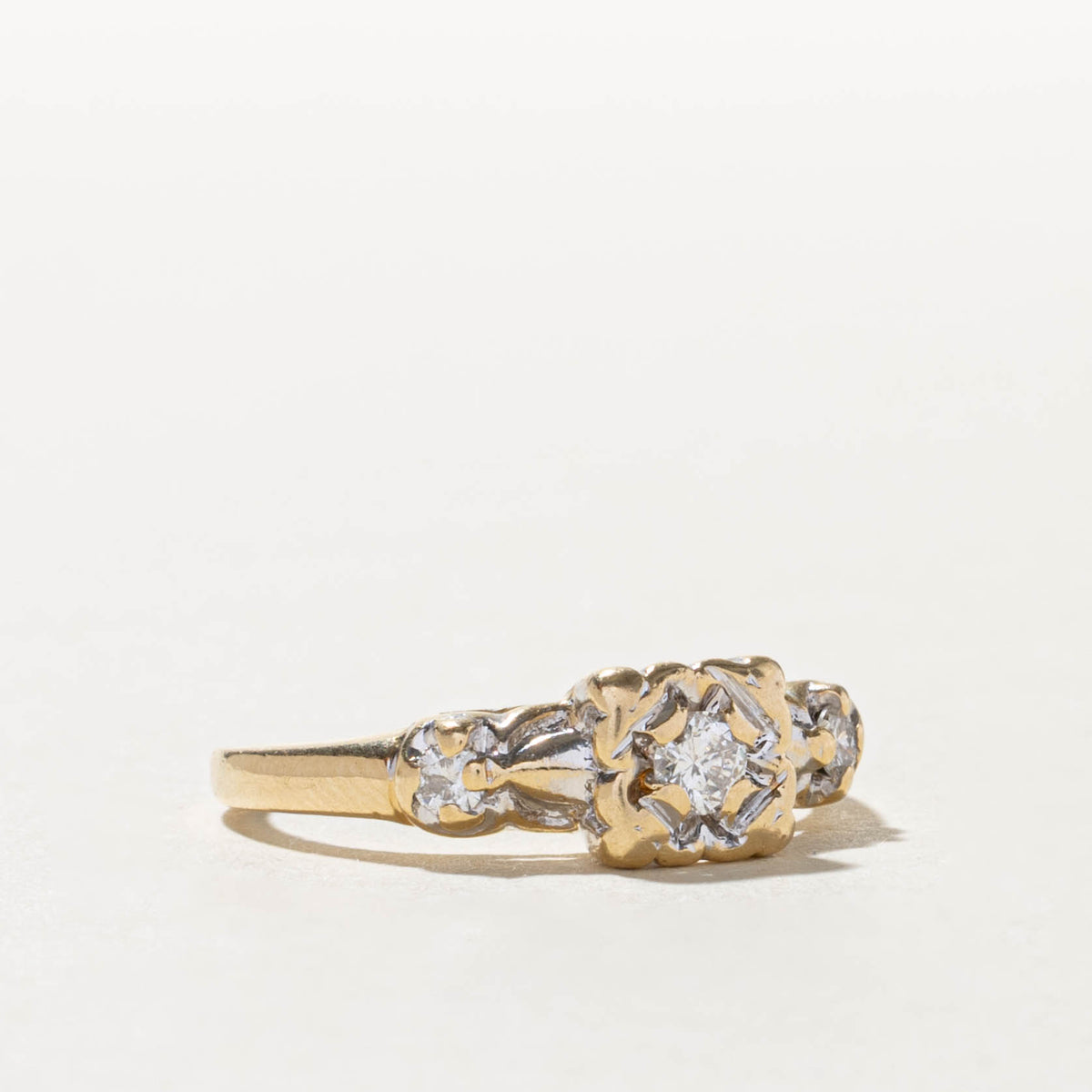14k Illusion Set Diamond Accented Textured Ring | 0.21ctw | SZ 7