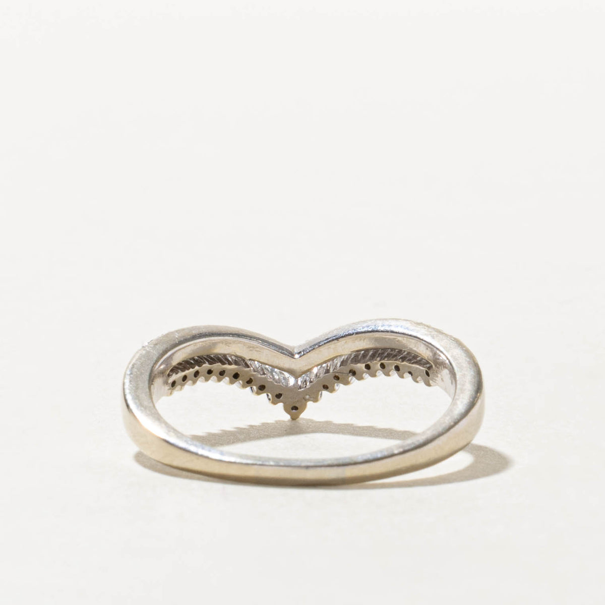 14k Double Row Diamond Grooved Chevron Ring | 0.25ctw | SZ 8.5