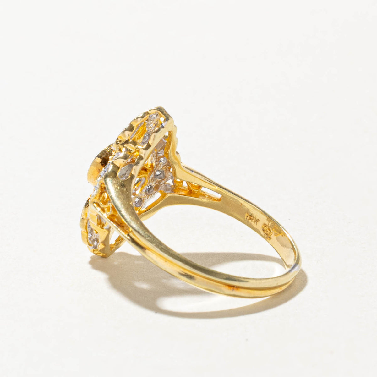 18k Bezel Set Diamond Scrollwork Floral Navette Ring | 0.28ctw | SZ 6