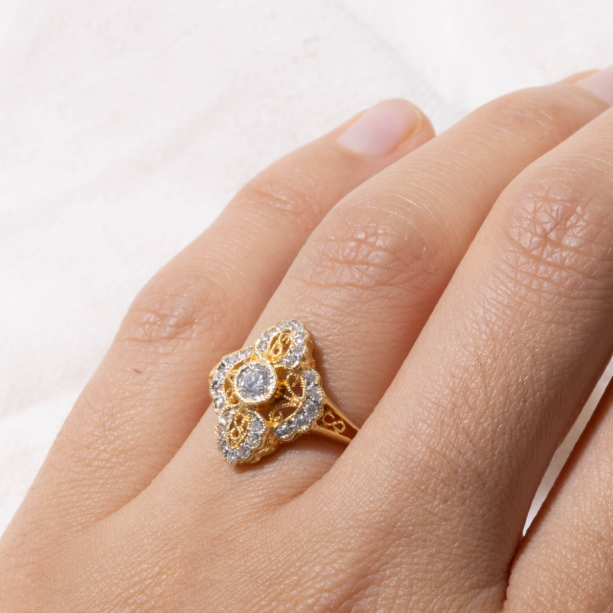 18k Bezel Set Diamond Scrollwork Floral Navette Ring | 0.28ctw | SZ 6