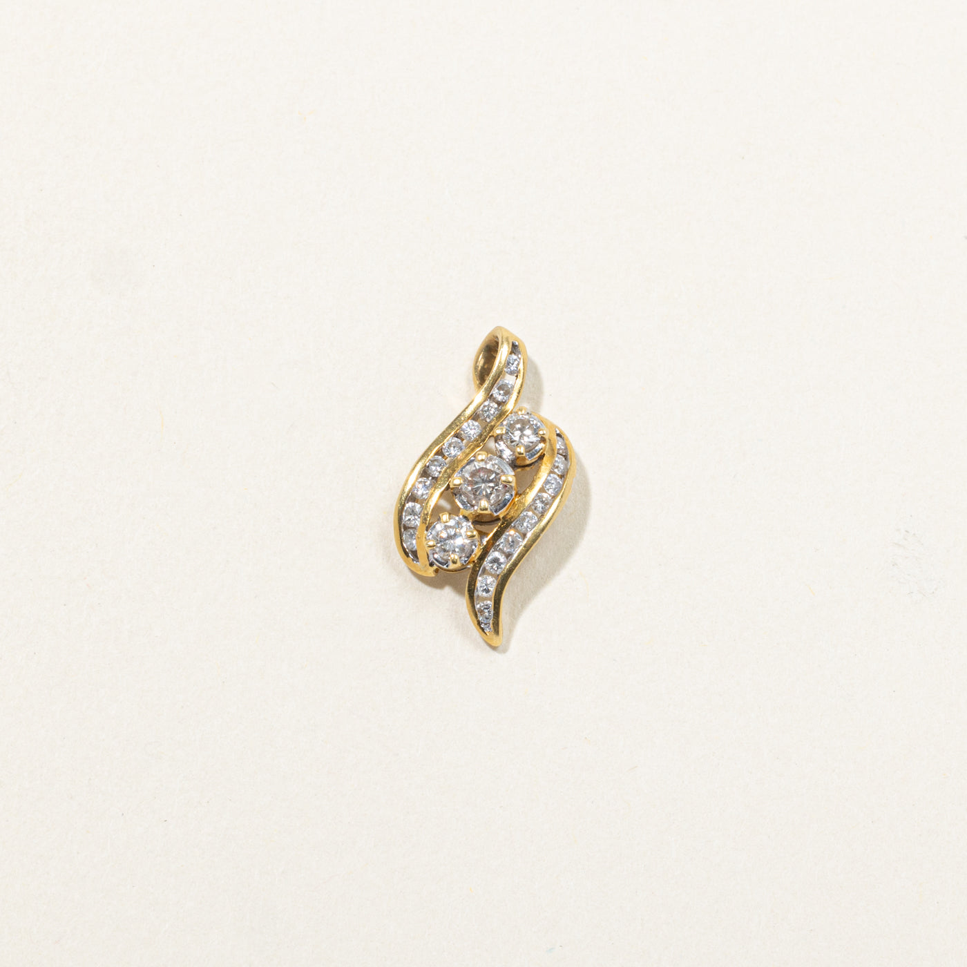 18k Three Stone Diamond Wave Pendant | 0.41ctw