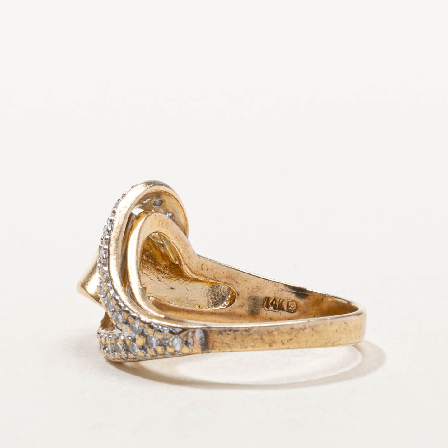 14k Diamond Accent Abstract Ring | SZ 5.5