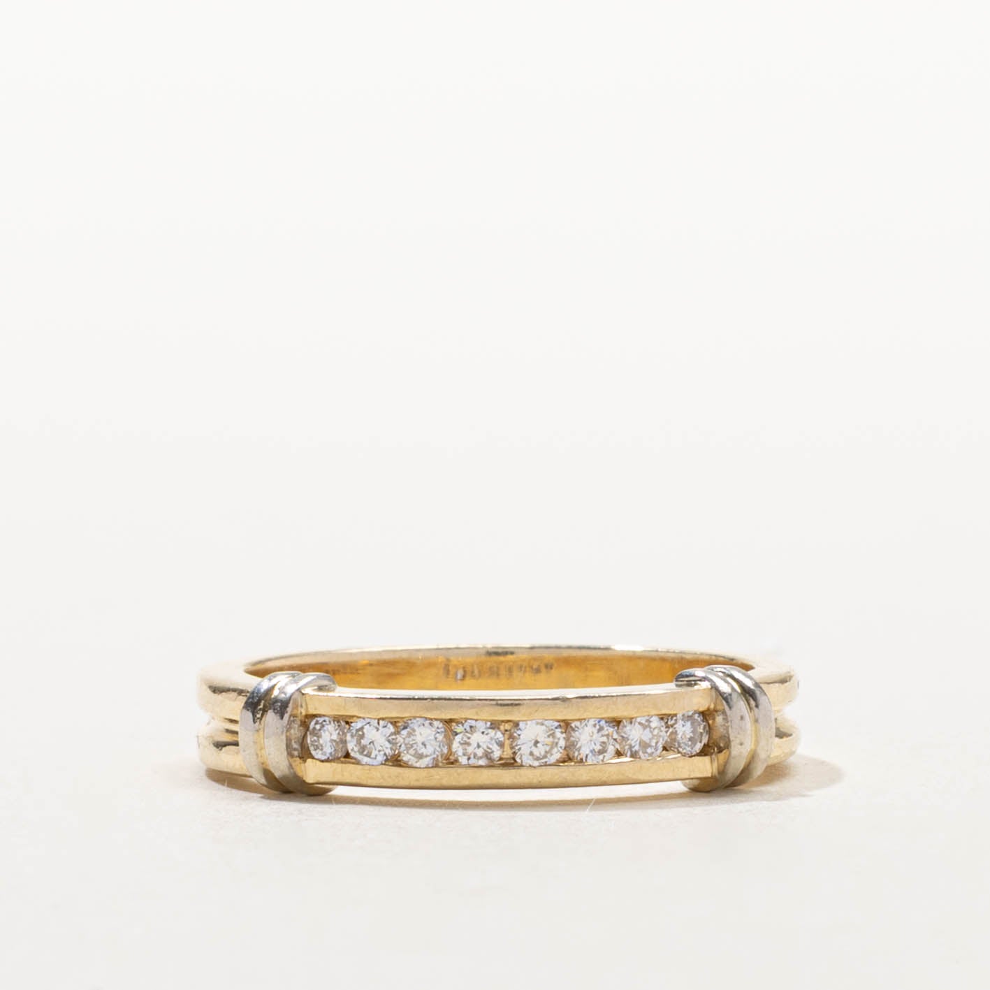 14k Round Brilliant Channel Set Diamond Grooved Band | SZ 8