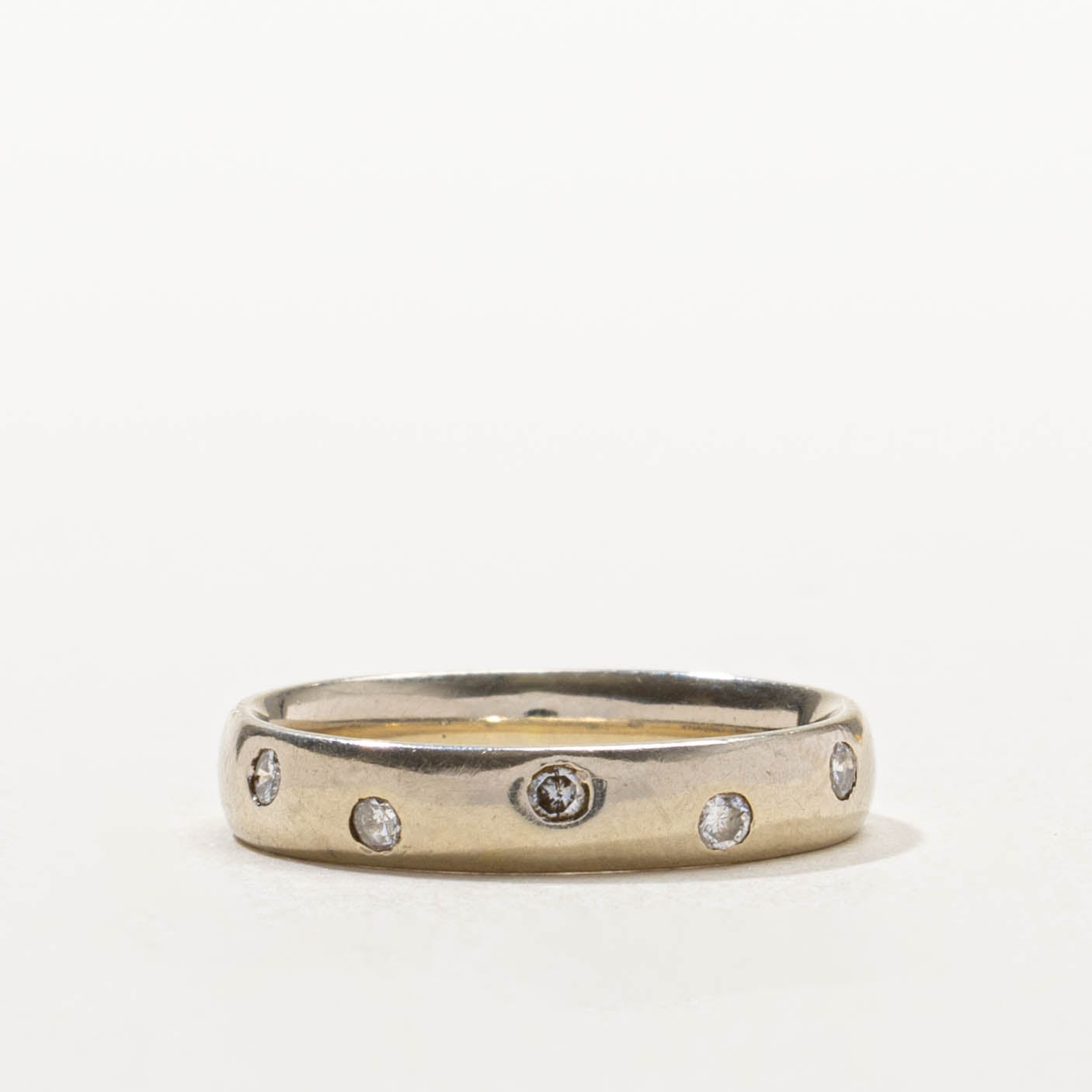 14k Flush Set Scattered Diamond Band | 3.75mm | SZ 5.75