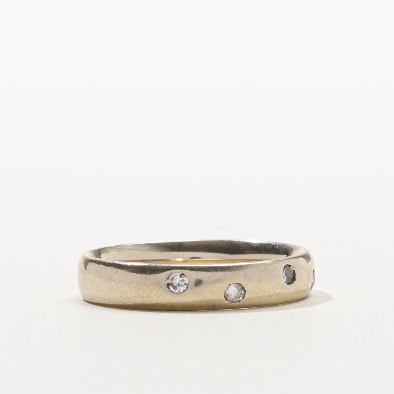 14k Flush Set Scattered Diamond Band | 3.75mm | SZ 5.75