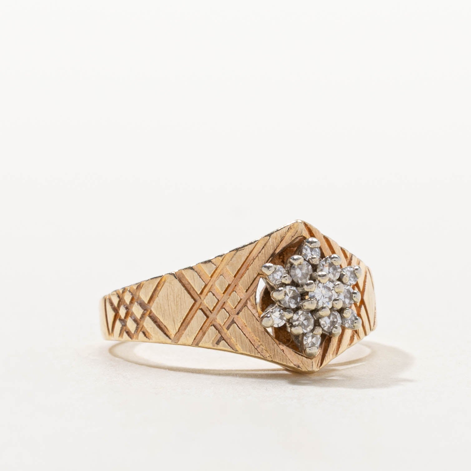 14k Diamond Floral Cluster Engraved Tapered Ring | SZ 5.75