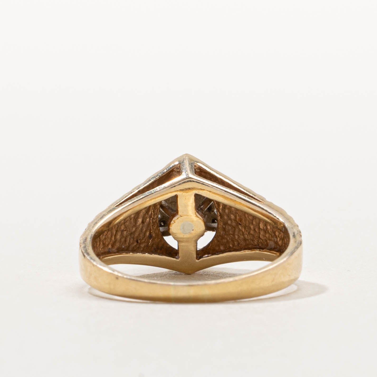 14k Diamond Floral Cluster Engraved Tapered Ring | SZ 5.75