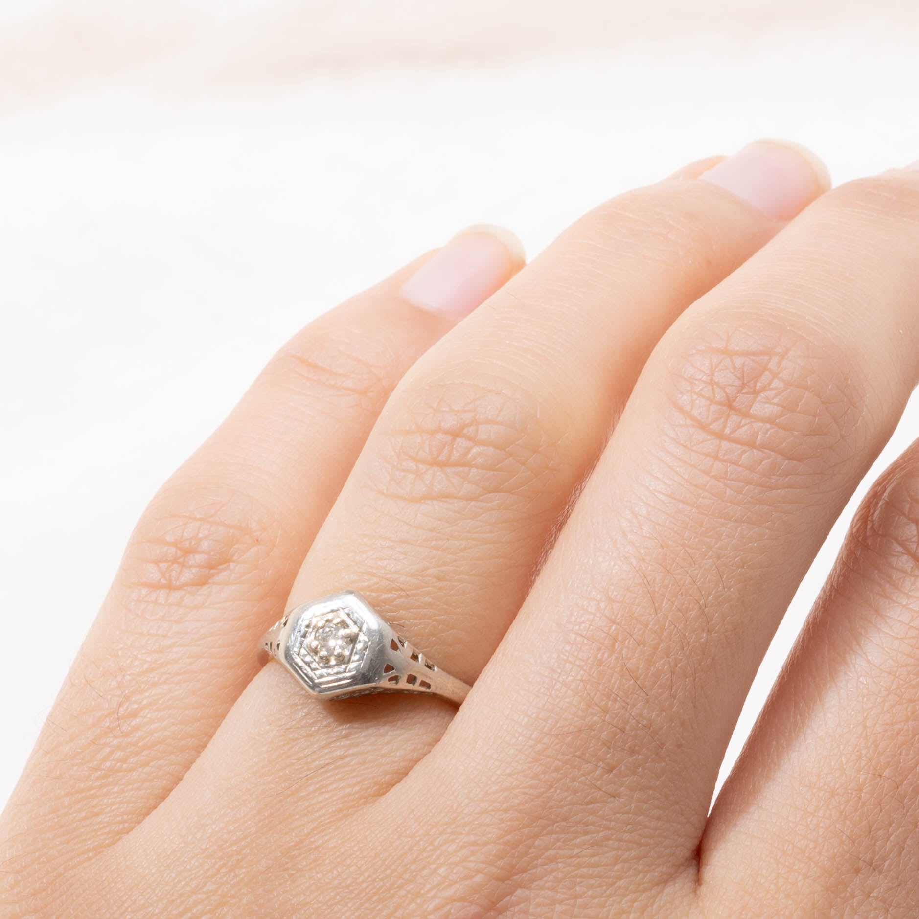 14k Illusion Set Diamond Hexagon Ring | SZ 5