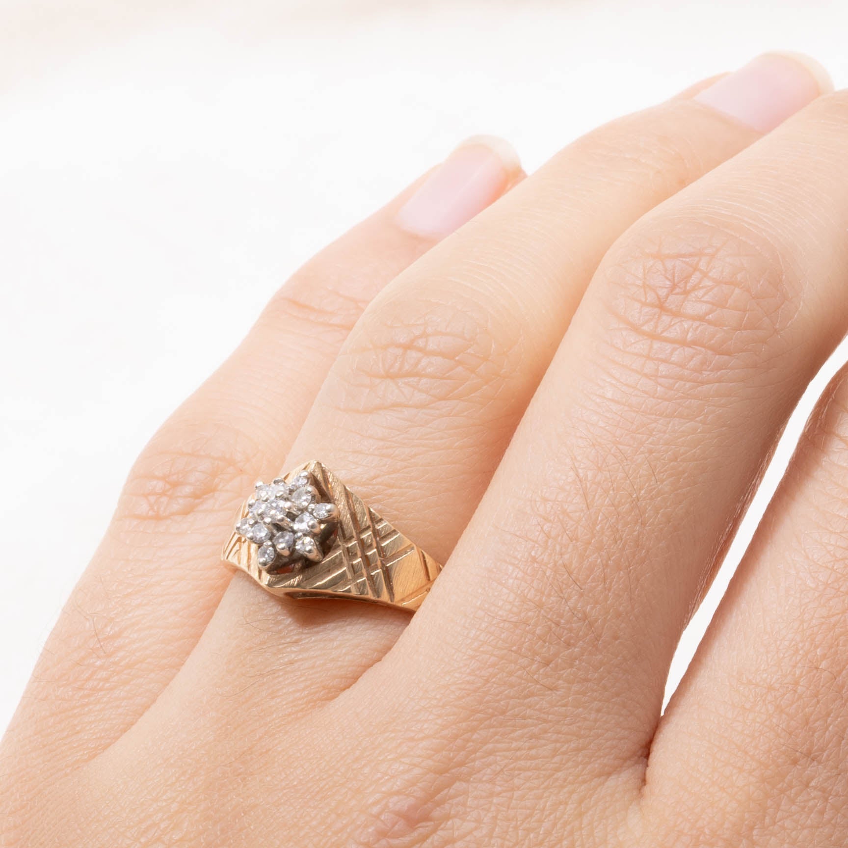 14k Diamond Floral Cluster Engraved Tapered Ring | SZ 5.75