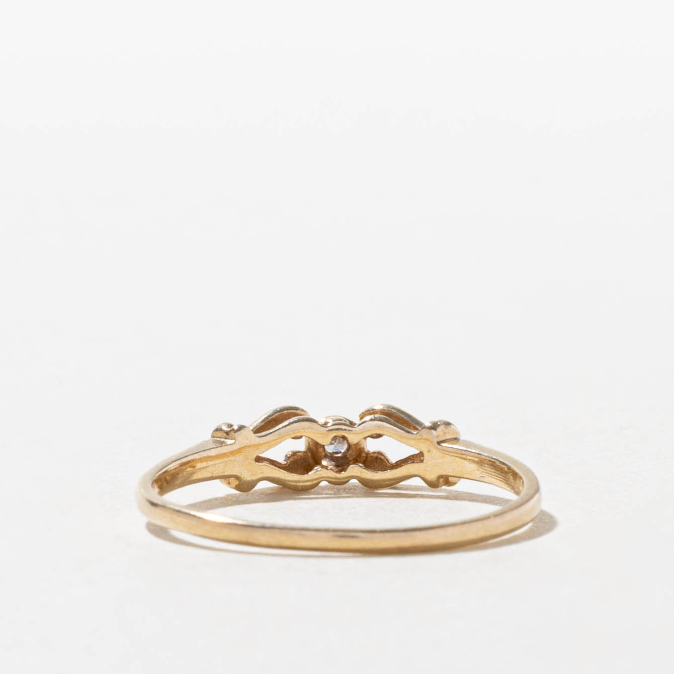 10k Diamond Ornate Petite Ring | SZ 6