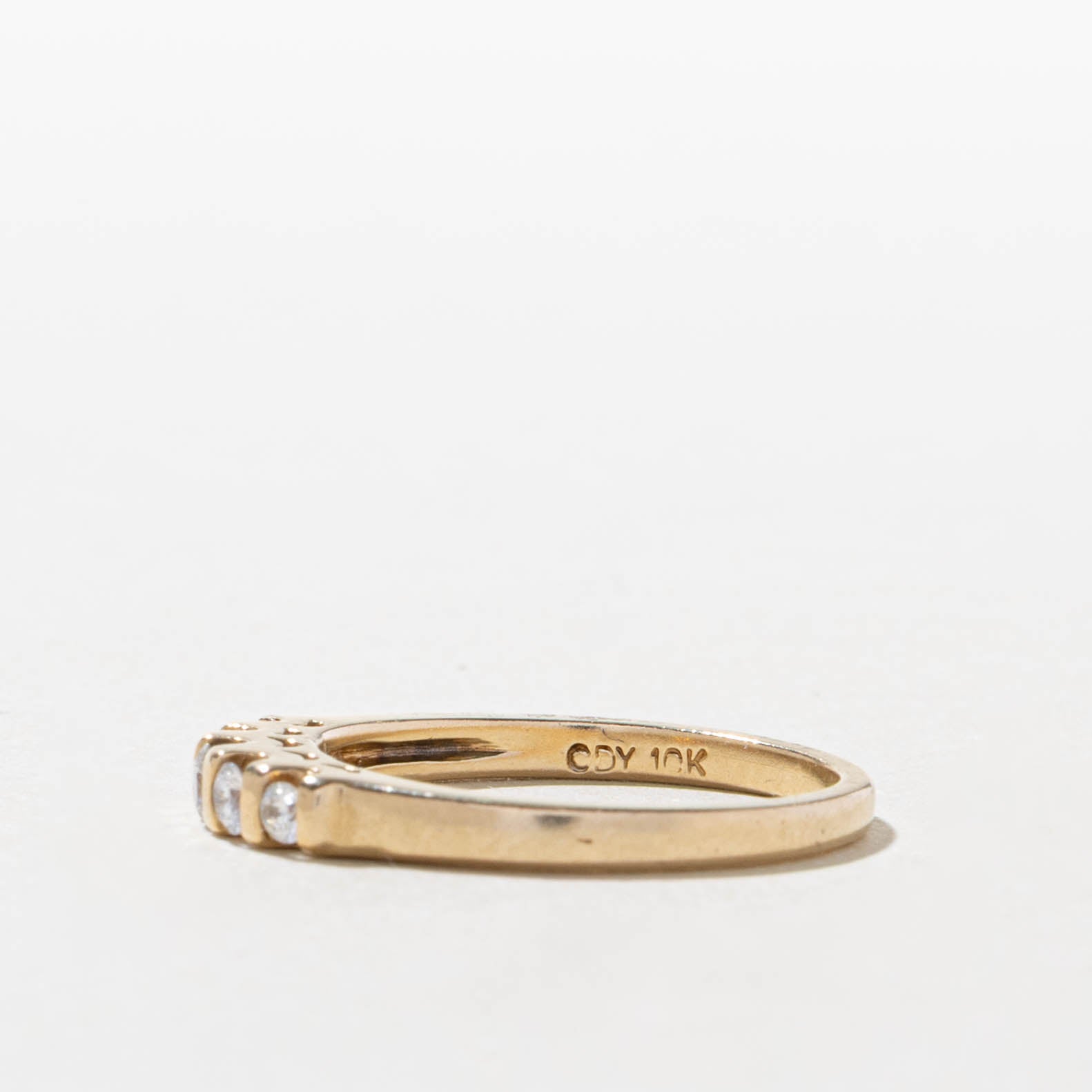 10k Five Stone Diamond Band | SZ 5.5