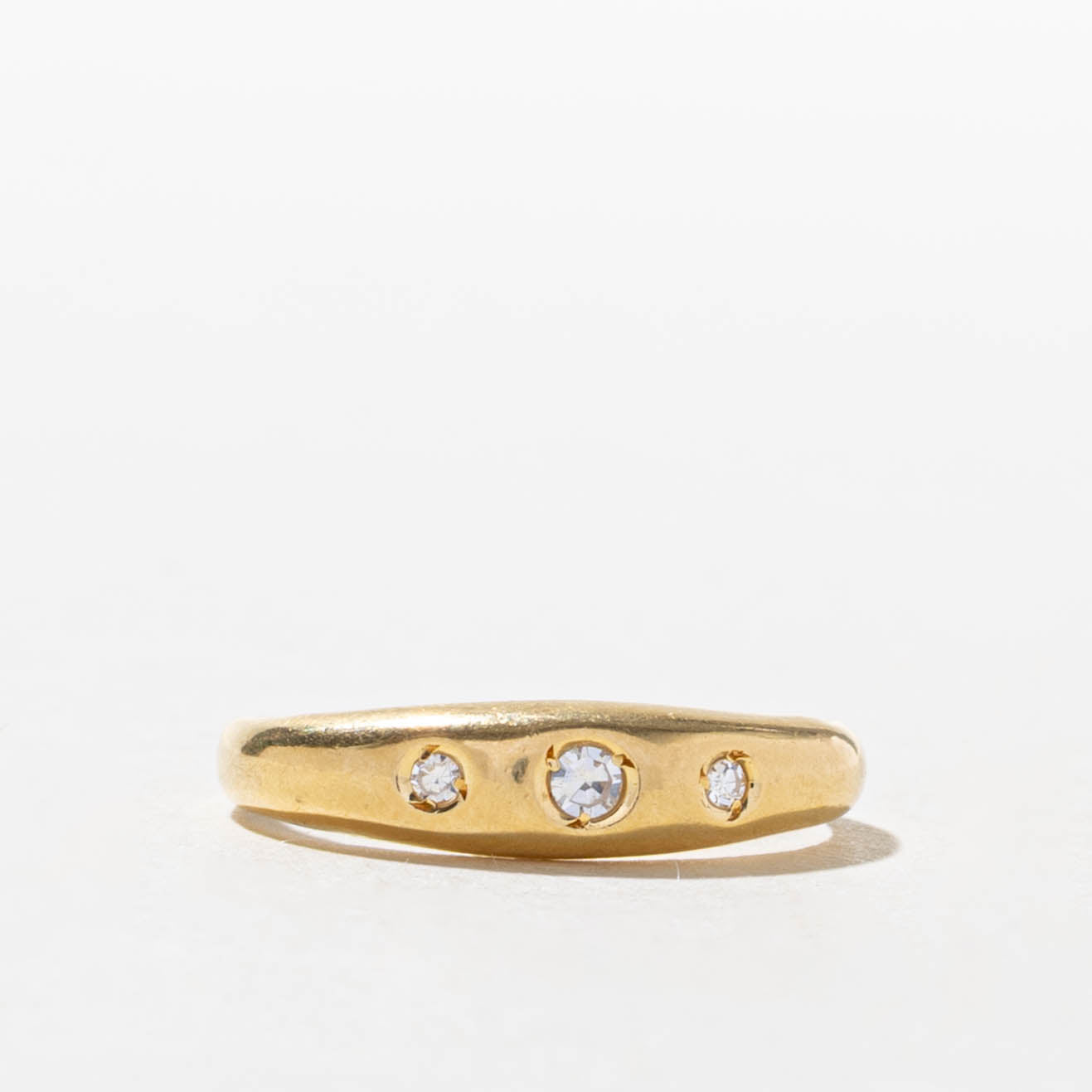 18k Three Stone Flush Set Diamond Band | SZ 4.5