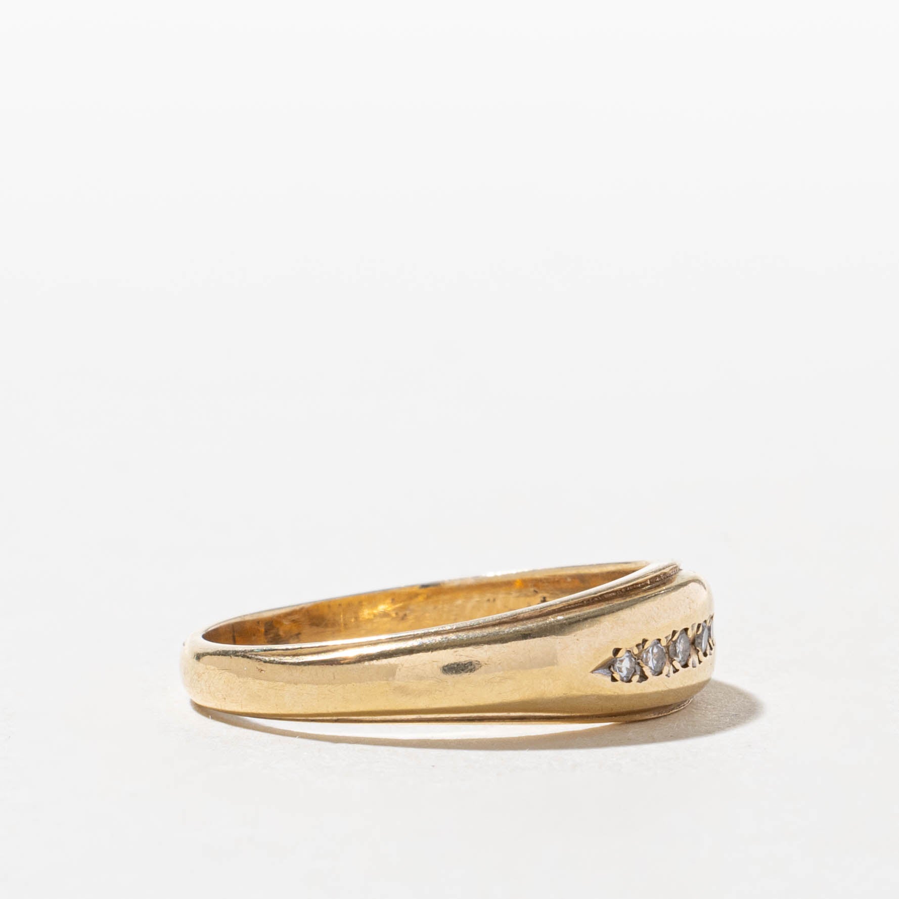 14k Five Stone Diamond Tapered Ring | SZ 9